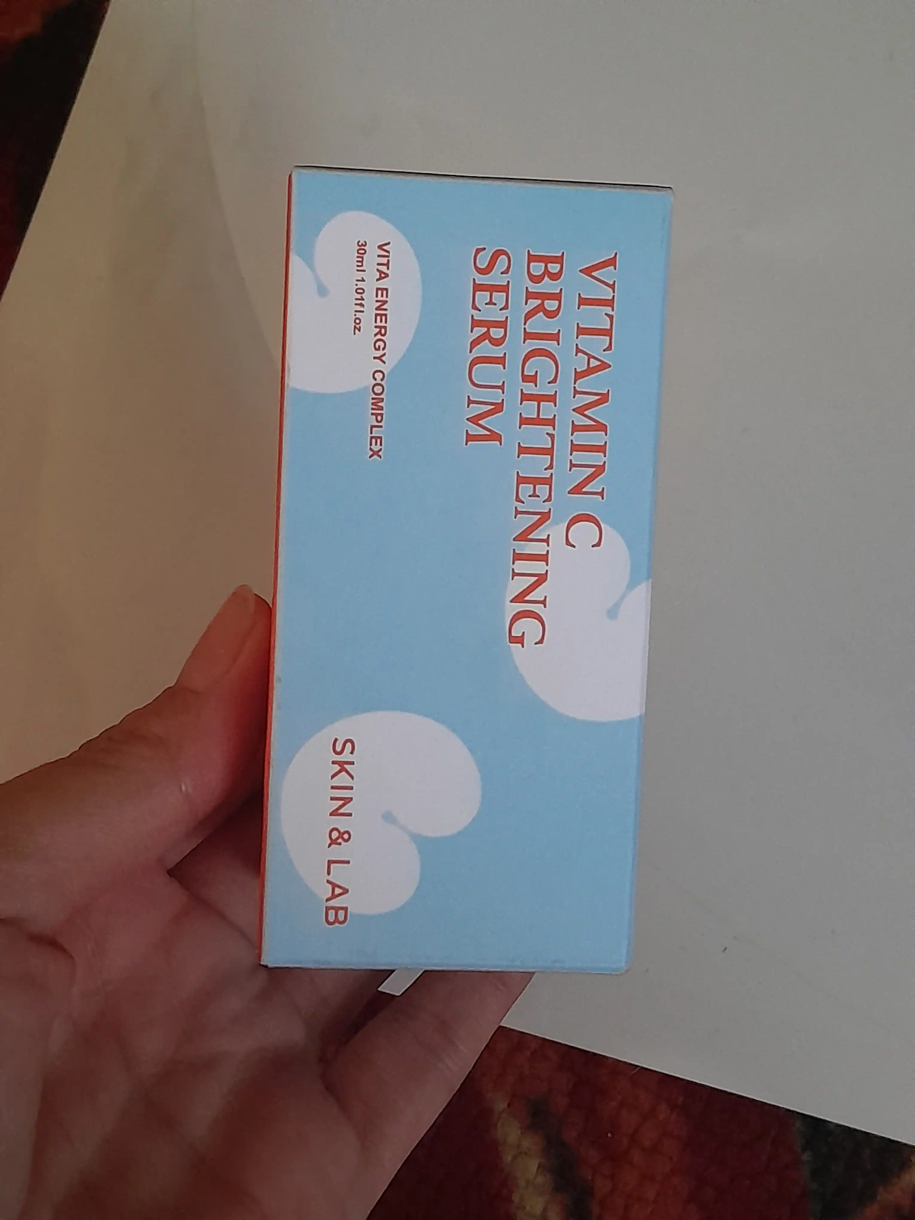 Осветляющая сыворотка с витамином C и пептидами Skin&Lab Vitamin C Brightening Serum