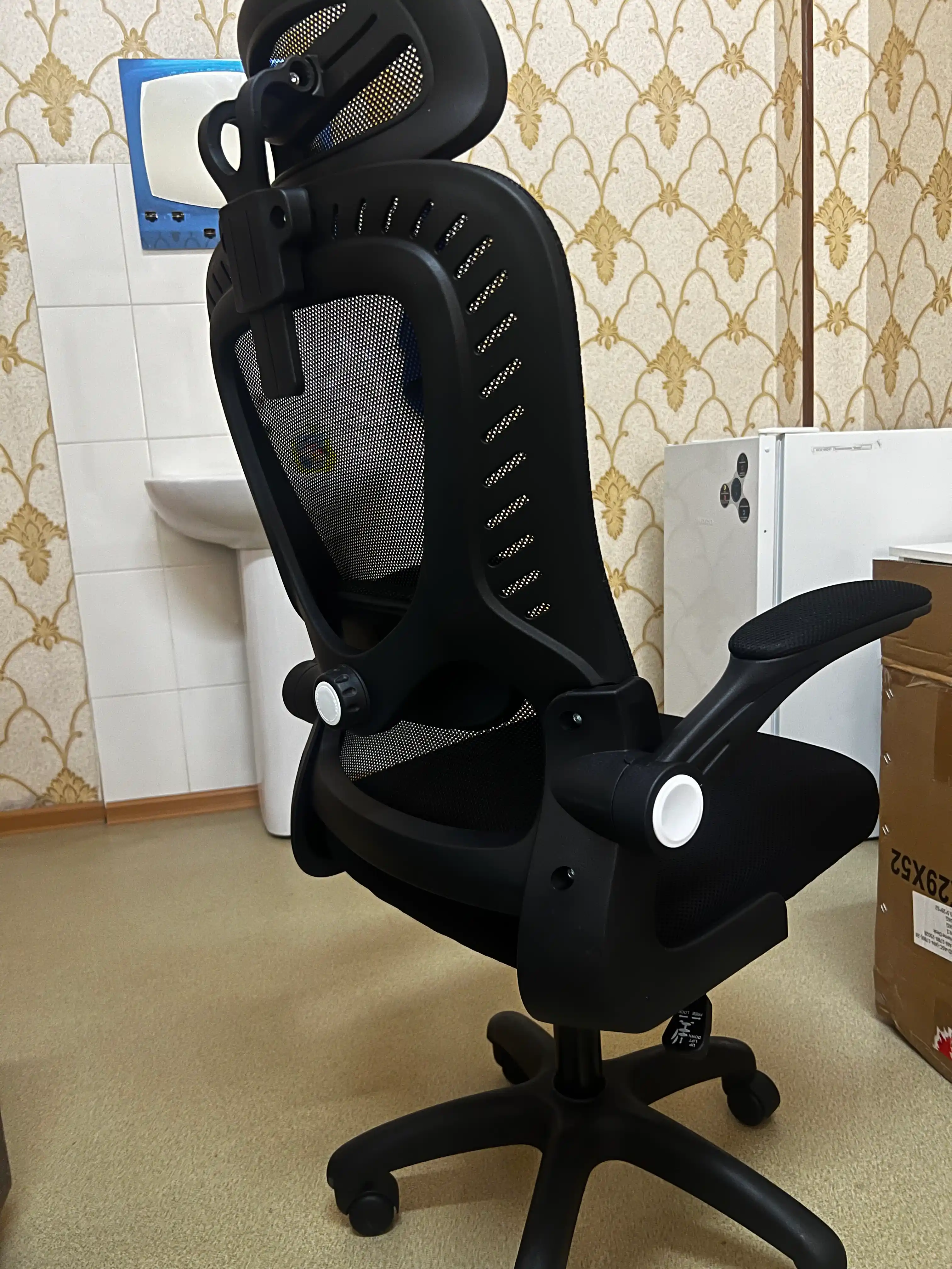 Ofis kreslosi, geymerlar uchun, ergonomik, sozlanadigan suyanchiq, bosh uchun taglik