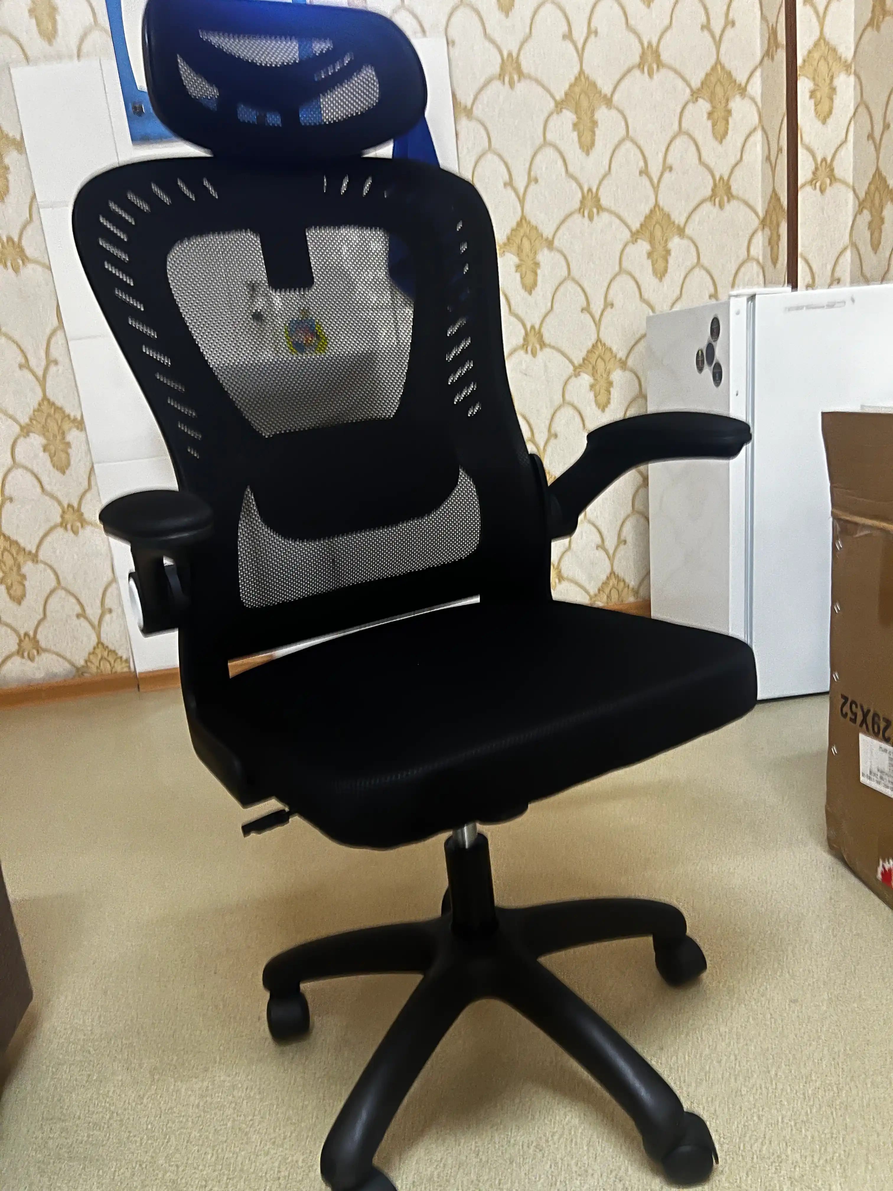 Ofis kreslosi, geymerlar uchun, ergonomik, sozlanadigan suyanchiq, bosh uchun taglik