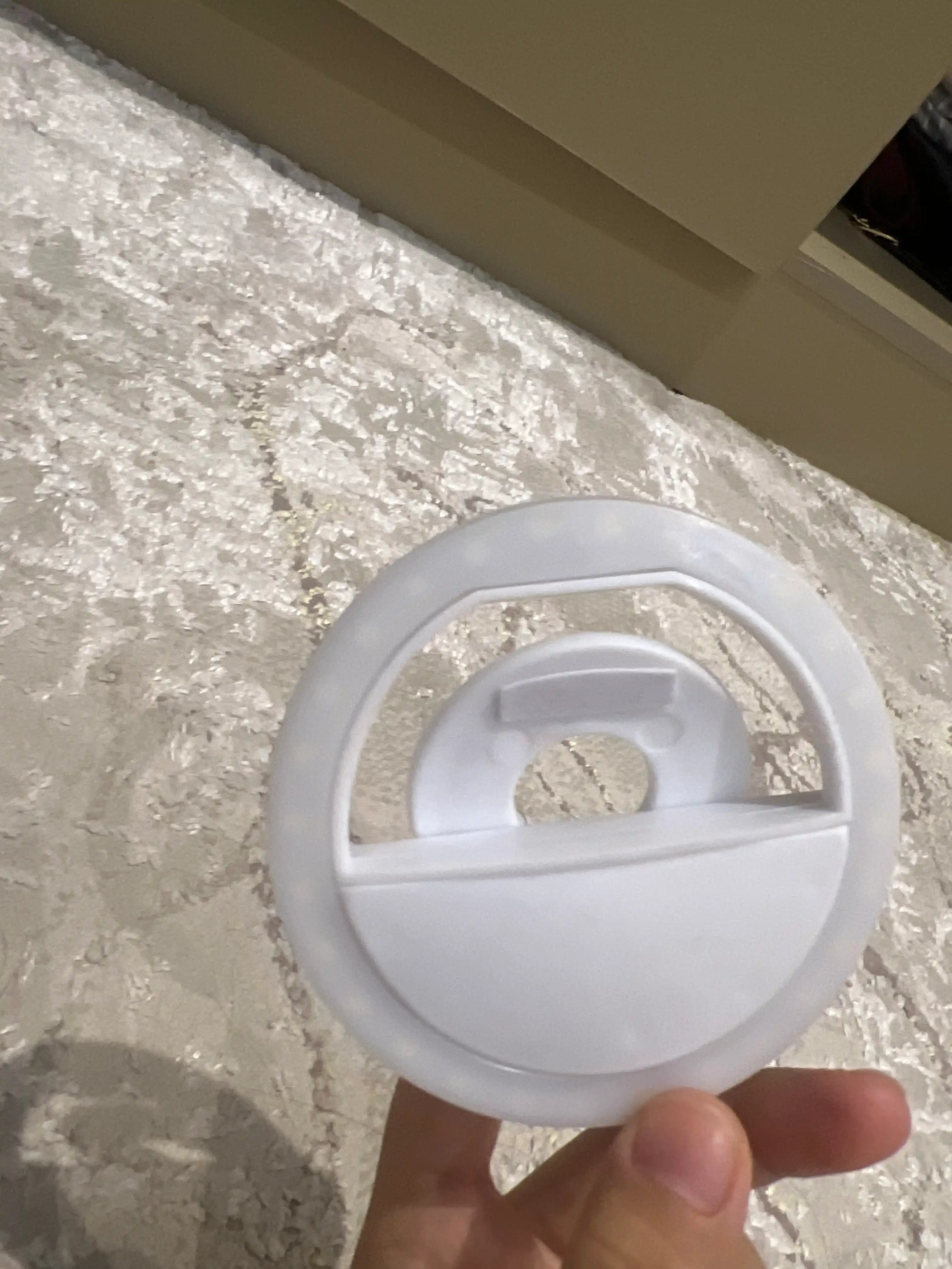Telefon qisqichli mini selfi chirog‘i