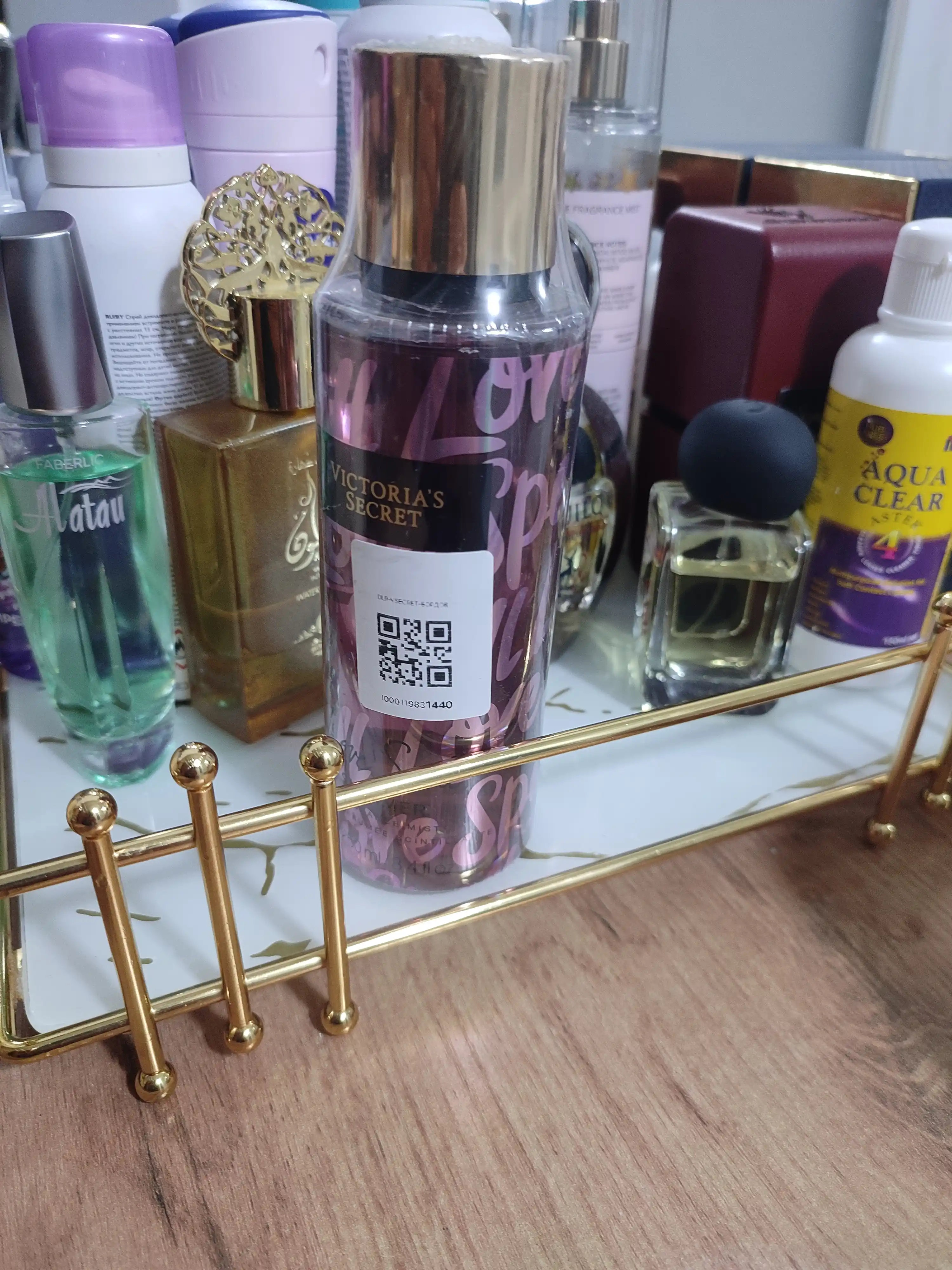 Parfyumlangan tana spreyi suvi Victoria's Secret Spreyi Aqua Kiss Rush, Shimmer, 250 ml
