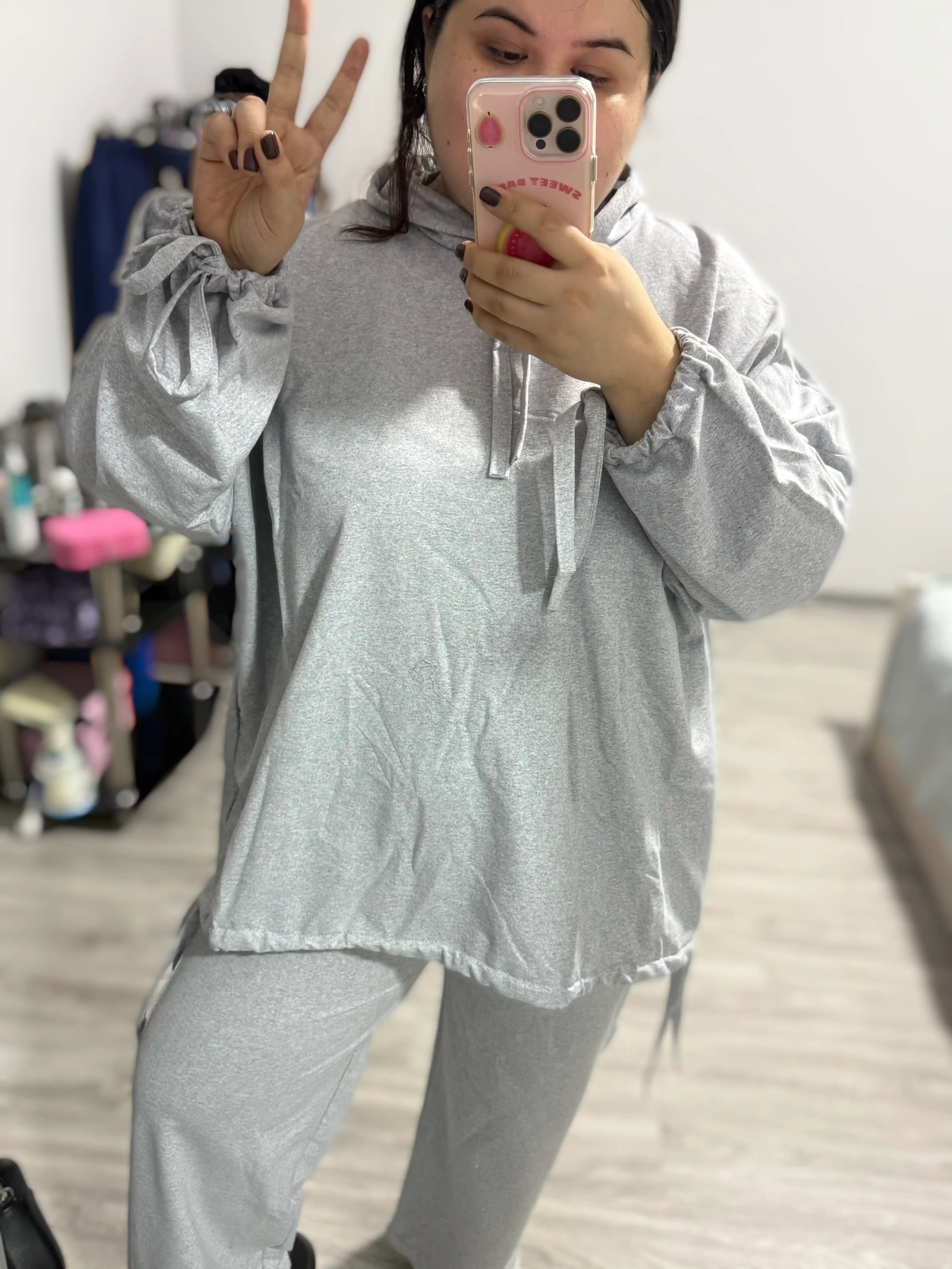 Ayollar sport kostyumi ikki qismli, hudi va jogger shim oversize, kundalik to‘plam