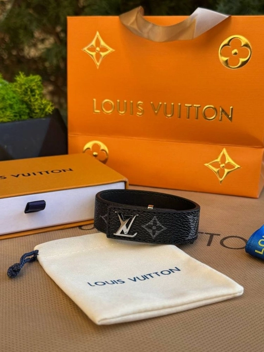 Браслет Louis Vuitton, в фирменной подарочной упаковке