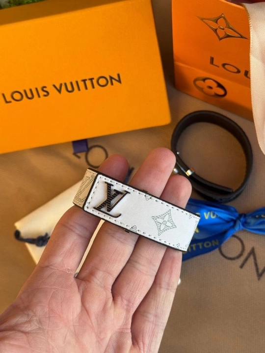 Браслет Louis Vuitton, в фирменной подарочной упаковке