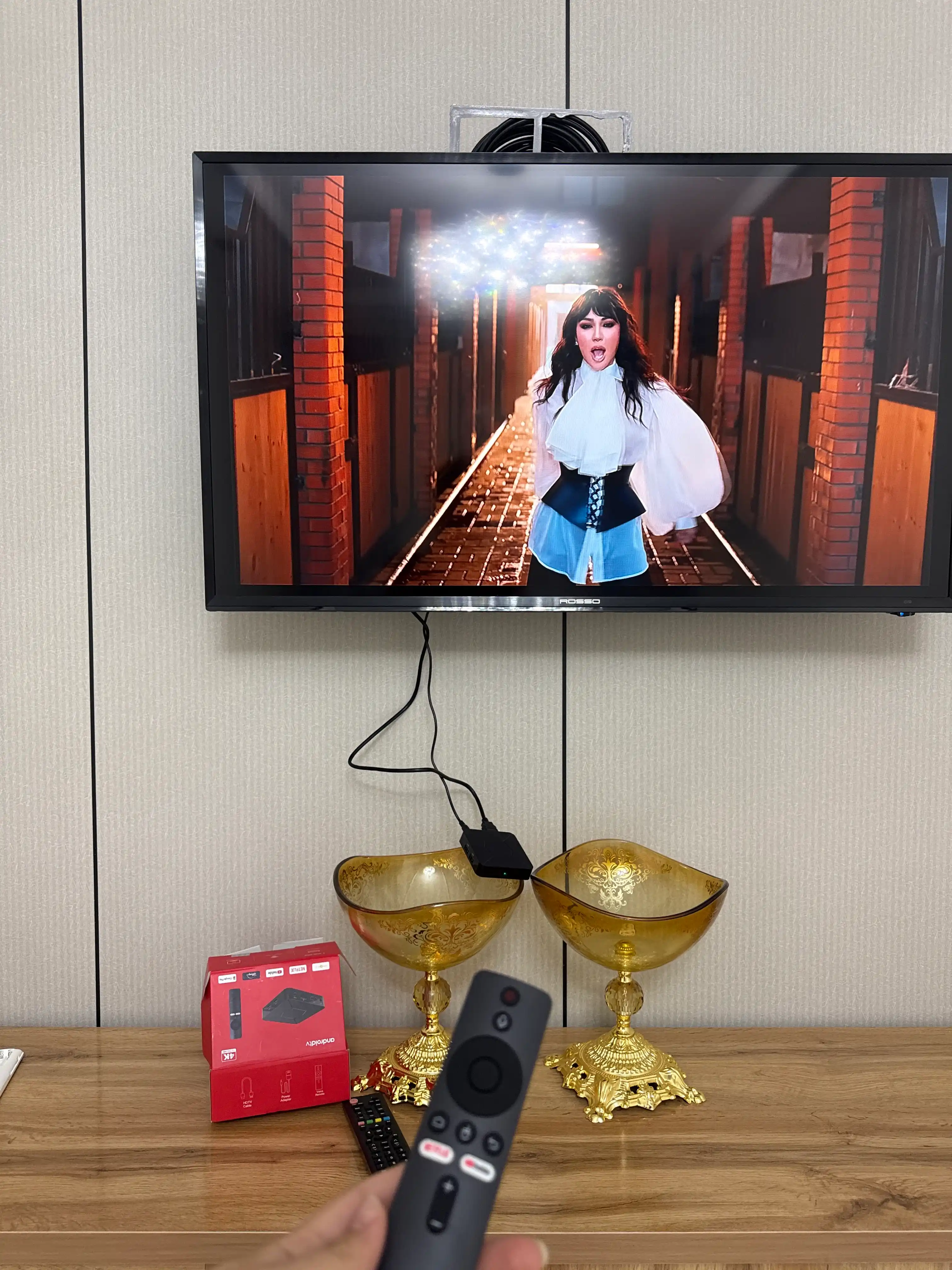 Приставка Android smart TV, Box Q5