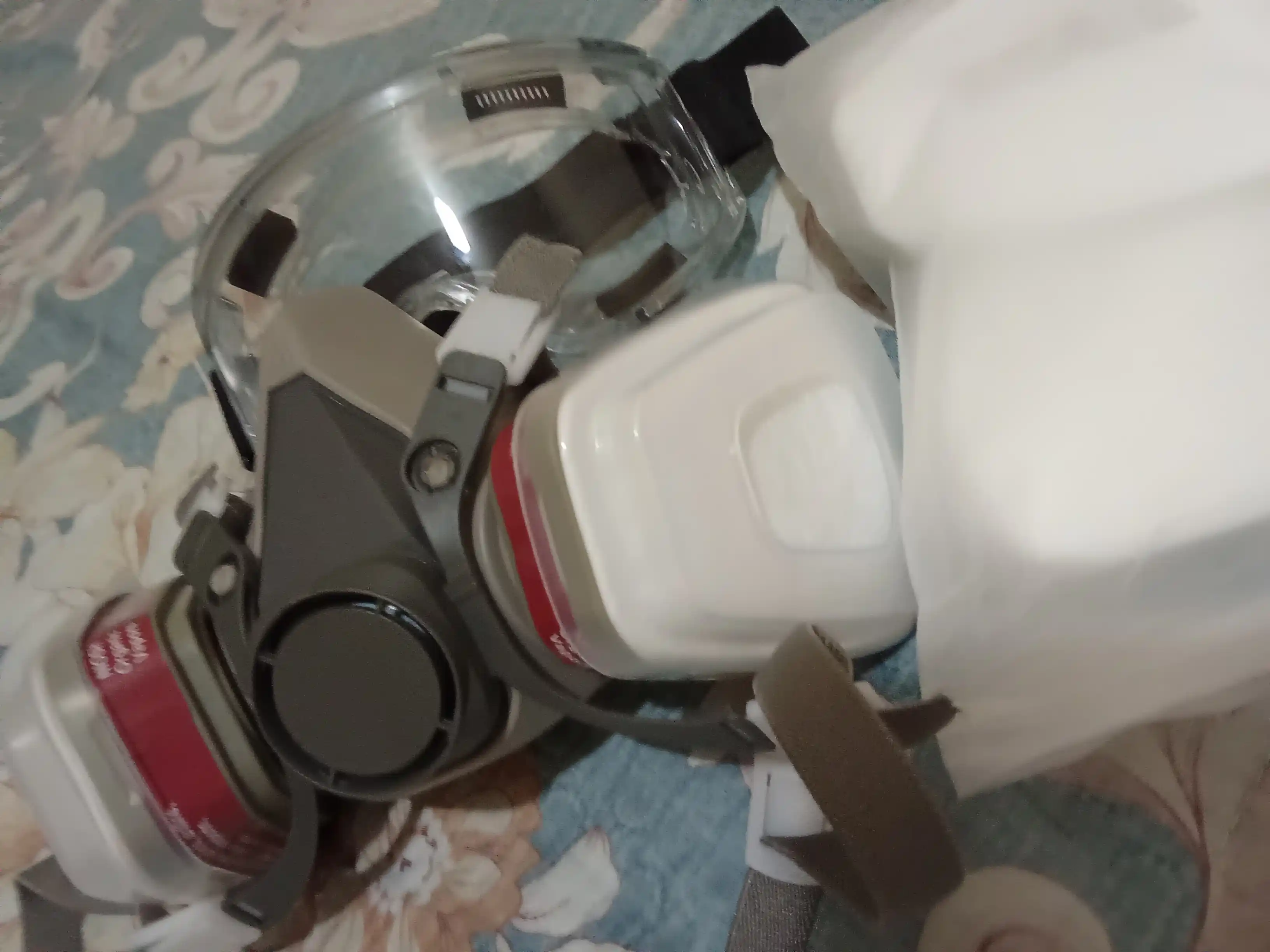 Respirator yarim niqobli, professional himoya ko'zoynagi bilan