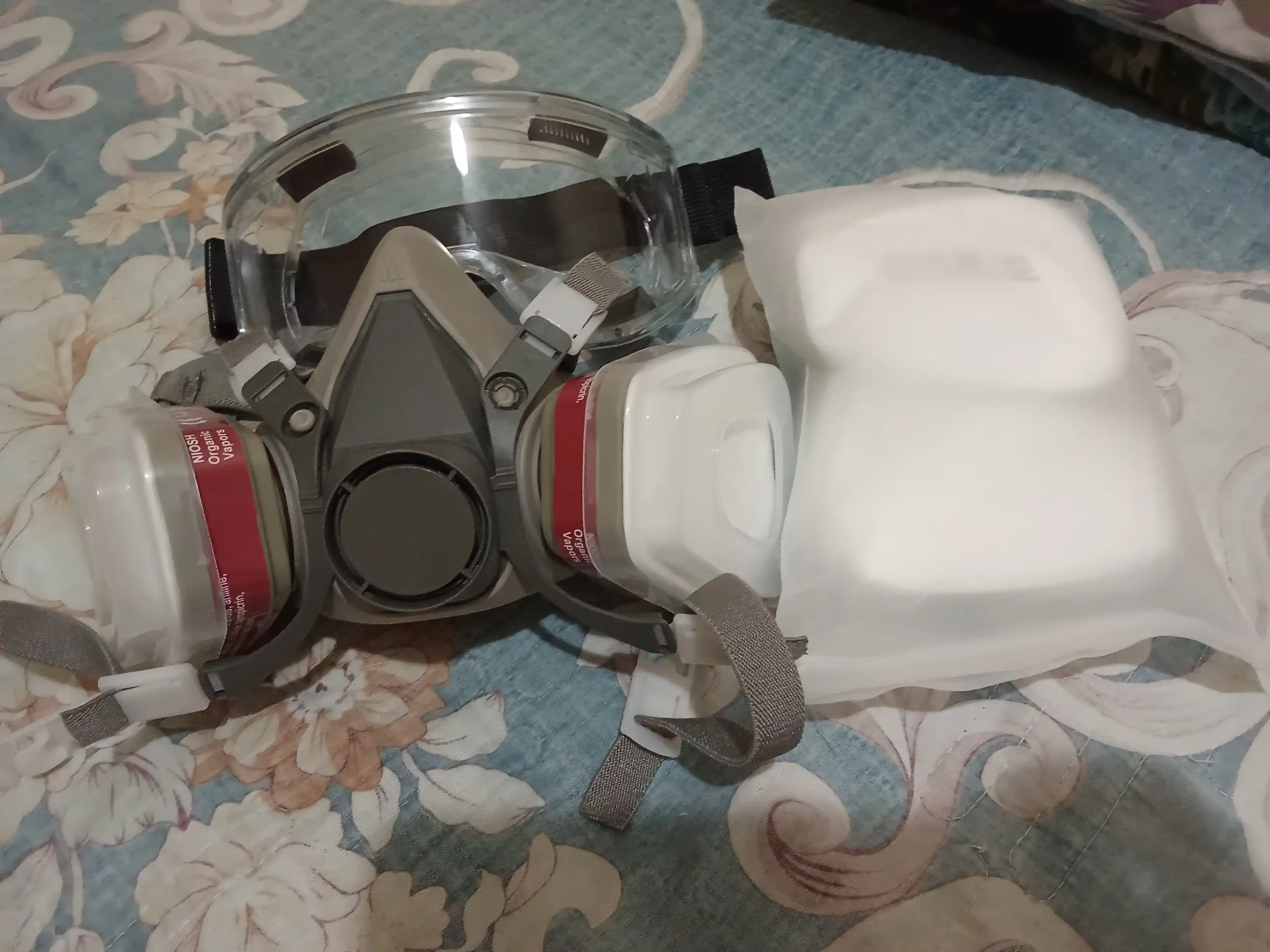 Respirator yarim niqobli, professional himoya ko'zoynagi bilan