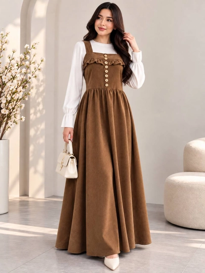 Ayollar uchun uzun velvet sarafan, oq bluzkali, nafis va zamonaviy model