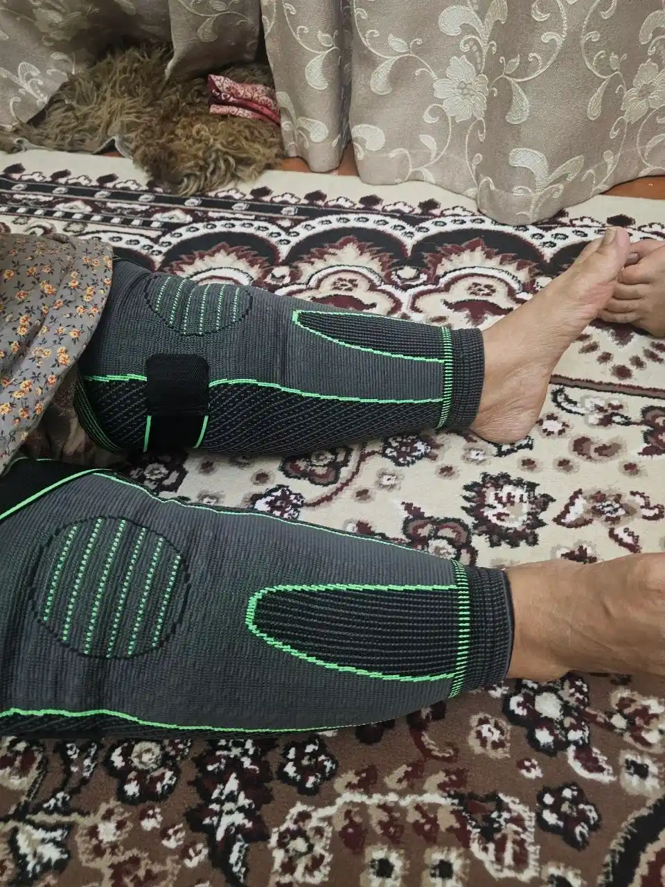 Sport va himoya uchun tizza ortopedik kompression bandaj, elastik