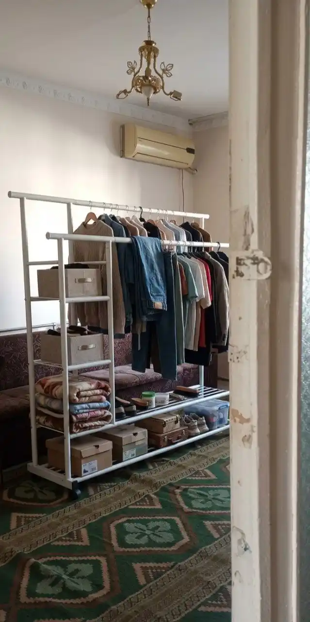 Вешалка напольная для одежды, с обувницей, на колесиках, металлическая