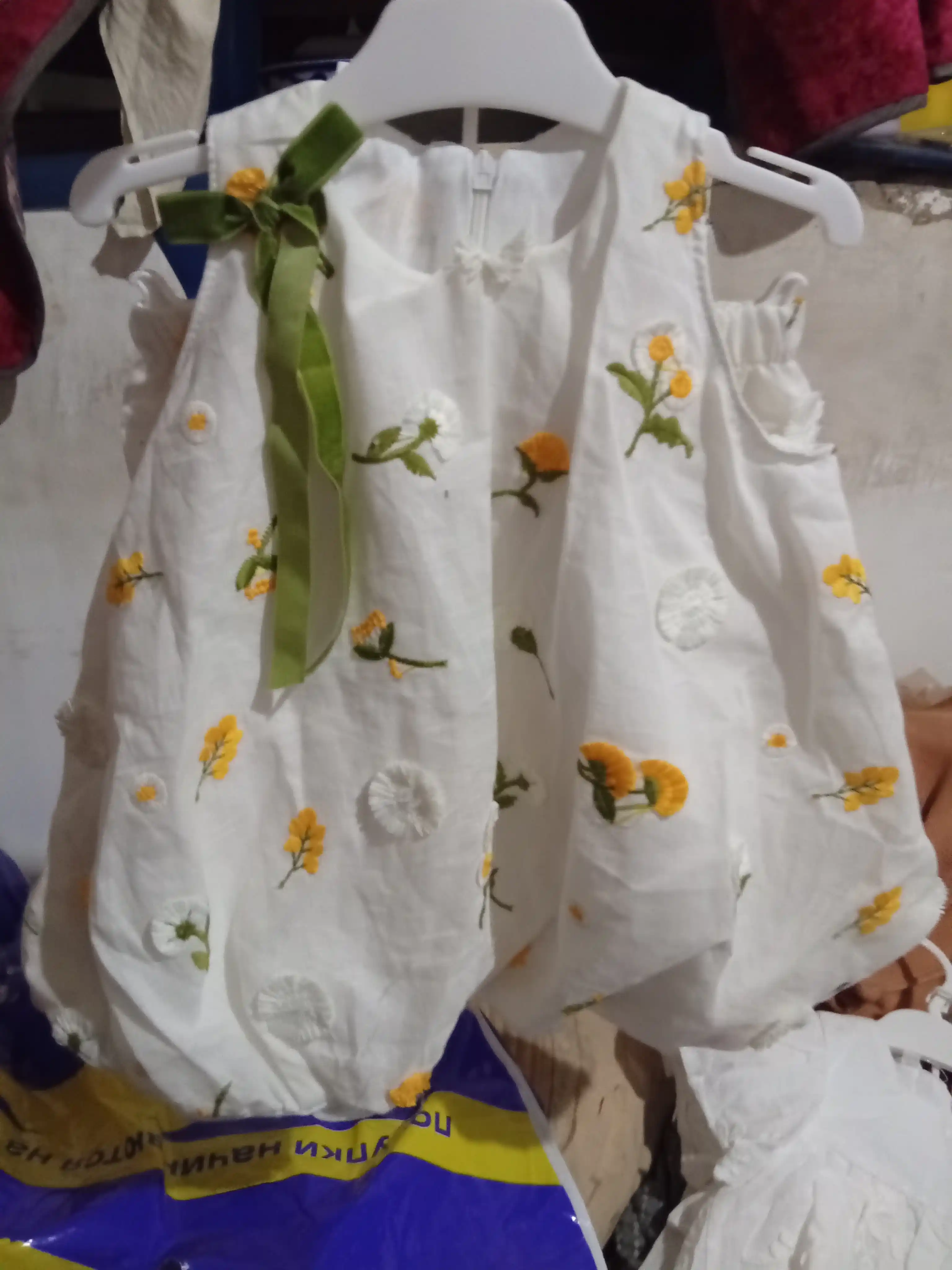Qizlar uchun 2 qismdan iborat chiroyli yozgi to‘plam, kuylak va shortik+ sovg'a