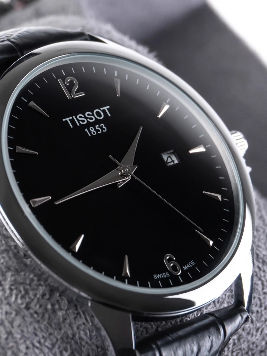 Tissot 1853 erkaklar klassik qo‘l soati charm kamarli va kalendarli