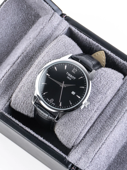 Мужские часы Tissot 1853 классические с кожаным ремешком и календарём - 