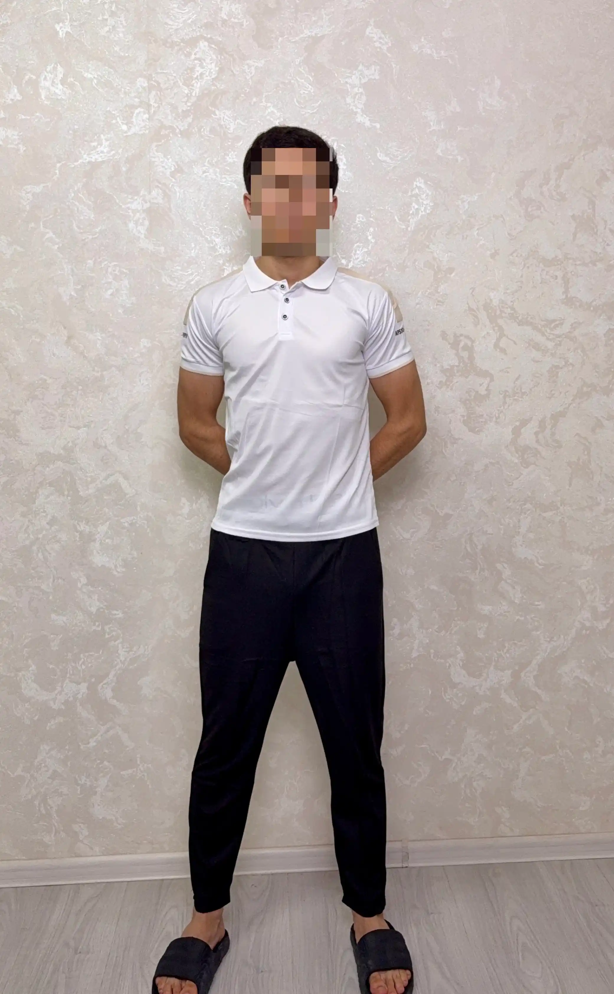 Erkaklar komplekti 2 tasi 1 da polo futbolka va shim