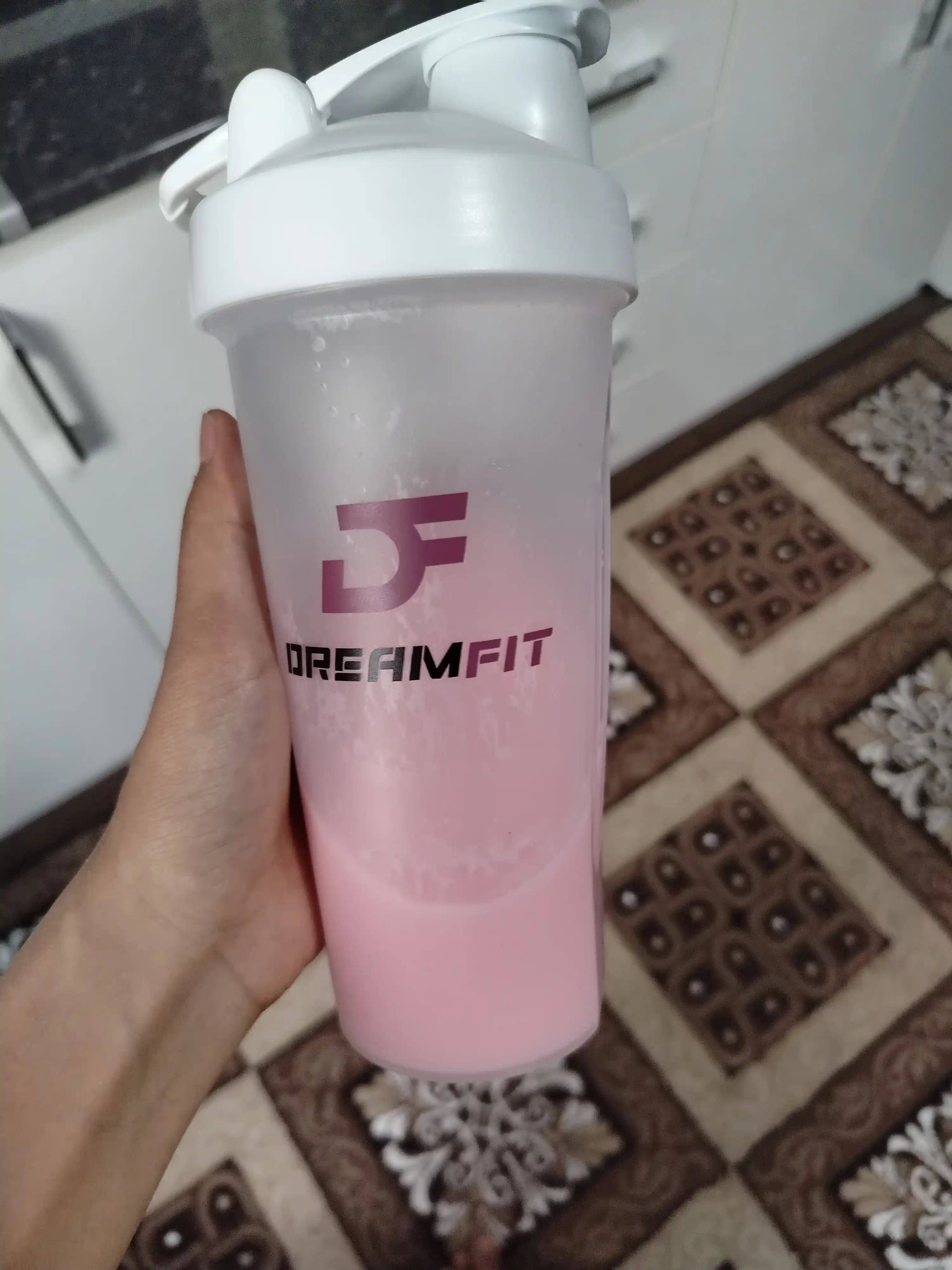 Sheyker, shaker suv shisha, sport idish, geyner, oqsil, protein, 600 ml, uniseks
