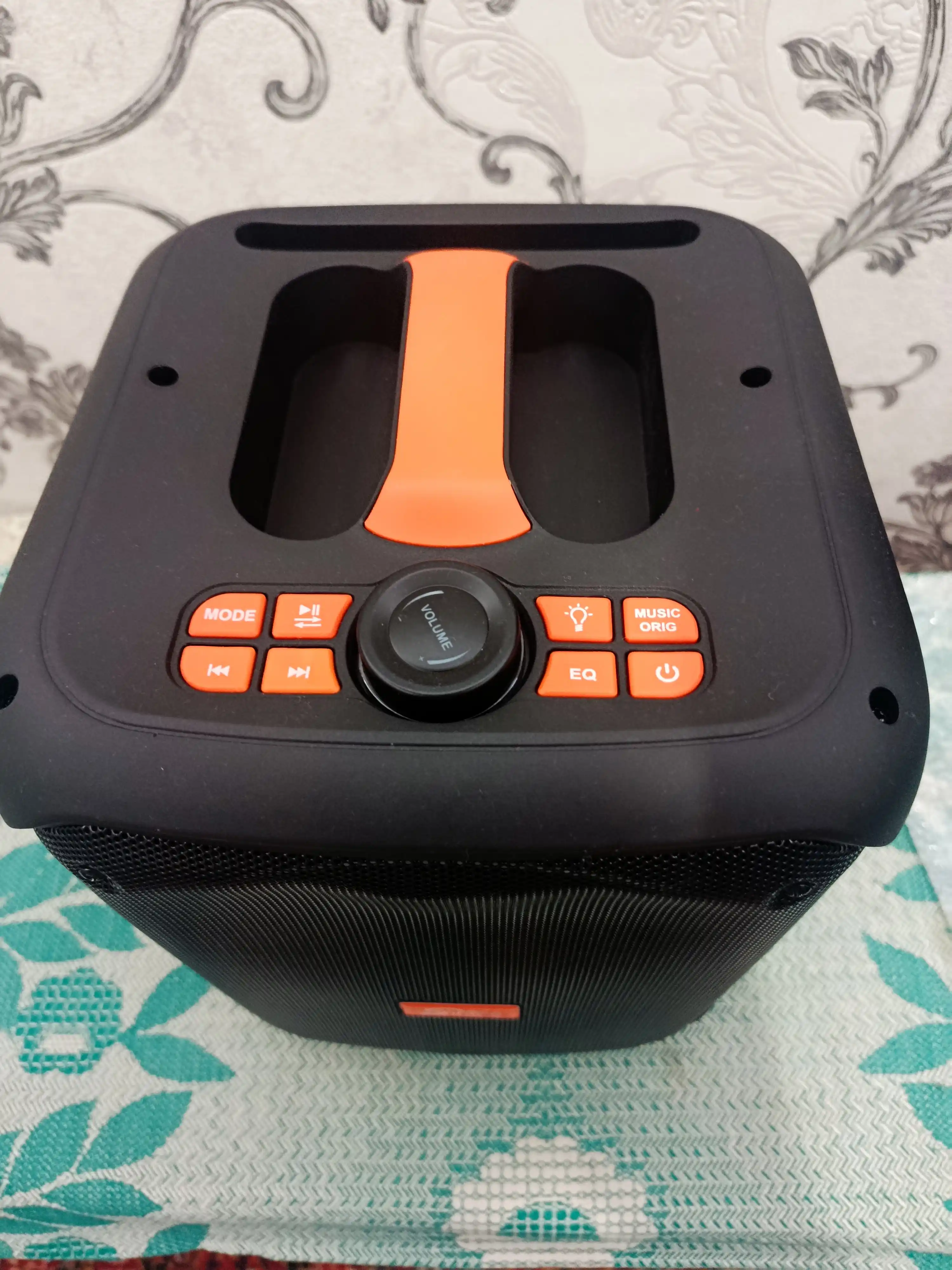 Katta simsiz kalonka Sing-e ZQS, kuchli bass, bluetooth, mikrofonli, karaoke, bayram uchun