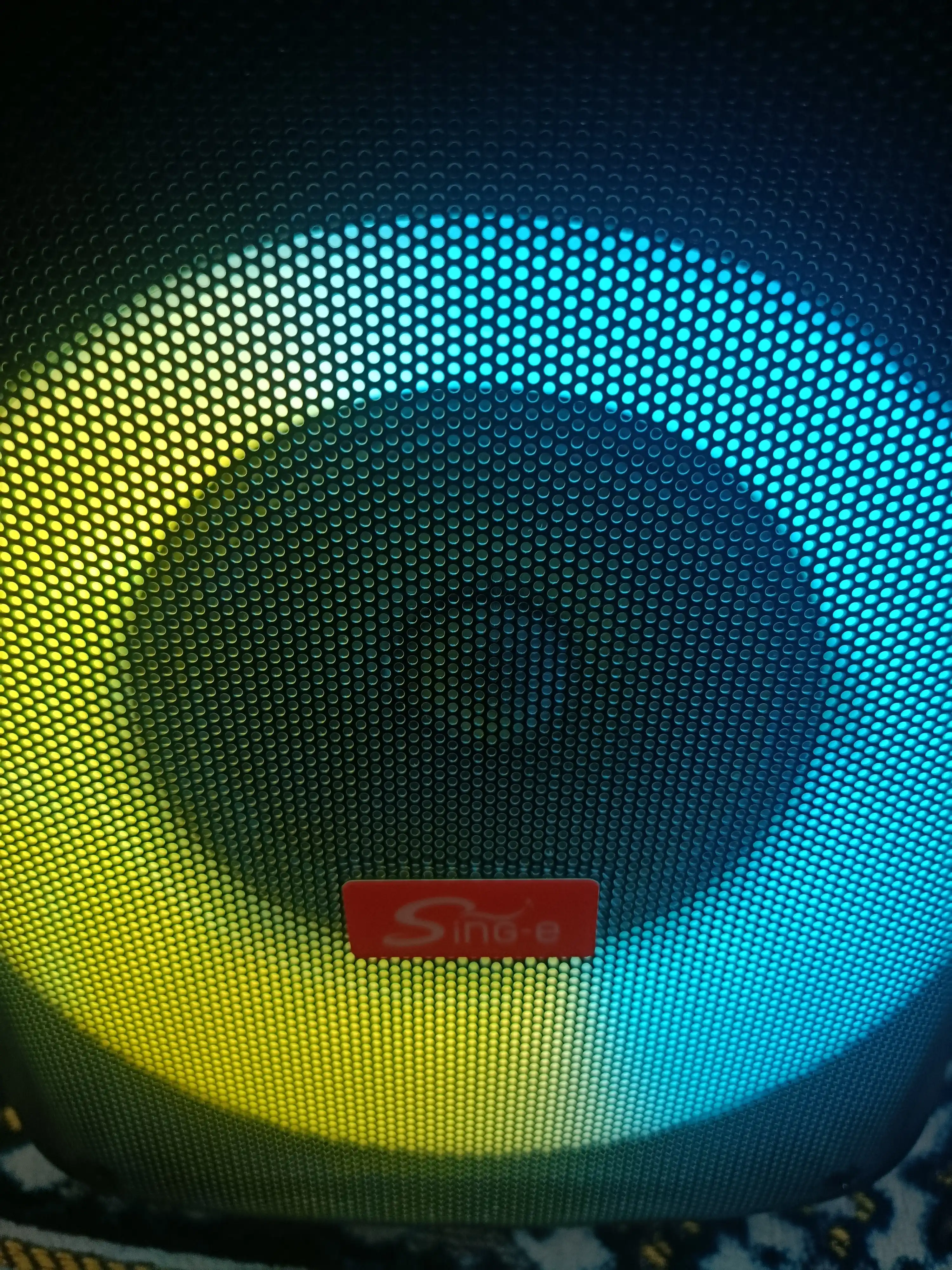 Katta simsiz kalonka Sing-e ZQS, kuchli bass, bluetooth, mikrofonli, karaoke, bayram uchun