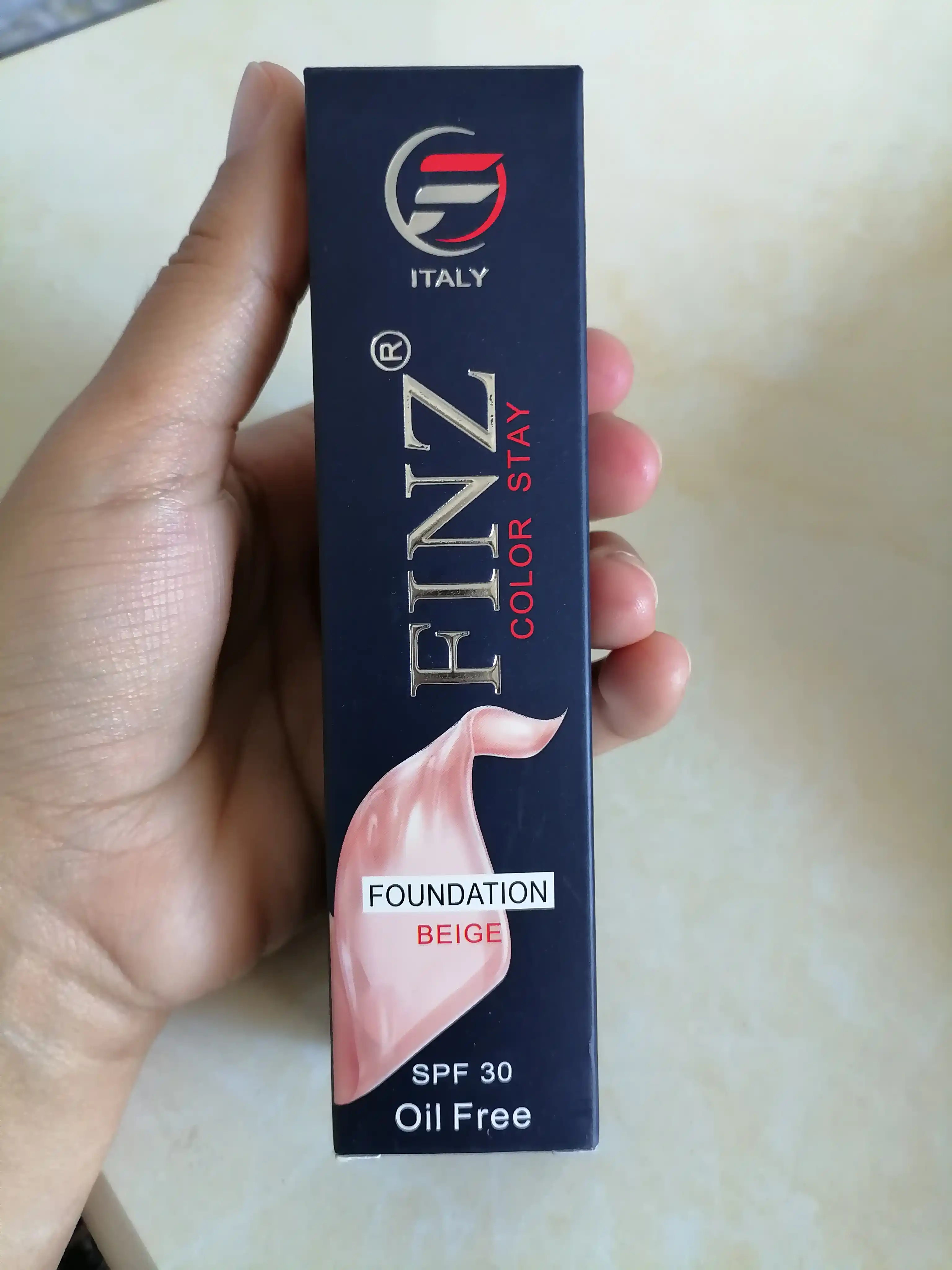 Тональный крем для лица FINZ Color Stay, стойкий, матирующий, SPF 30, оттенок Beige, 30 мл
