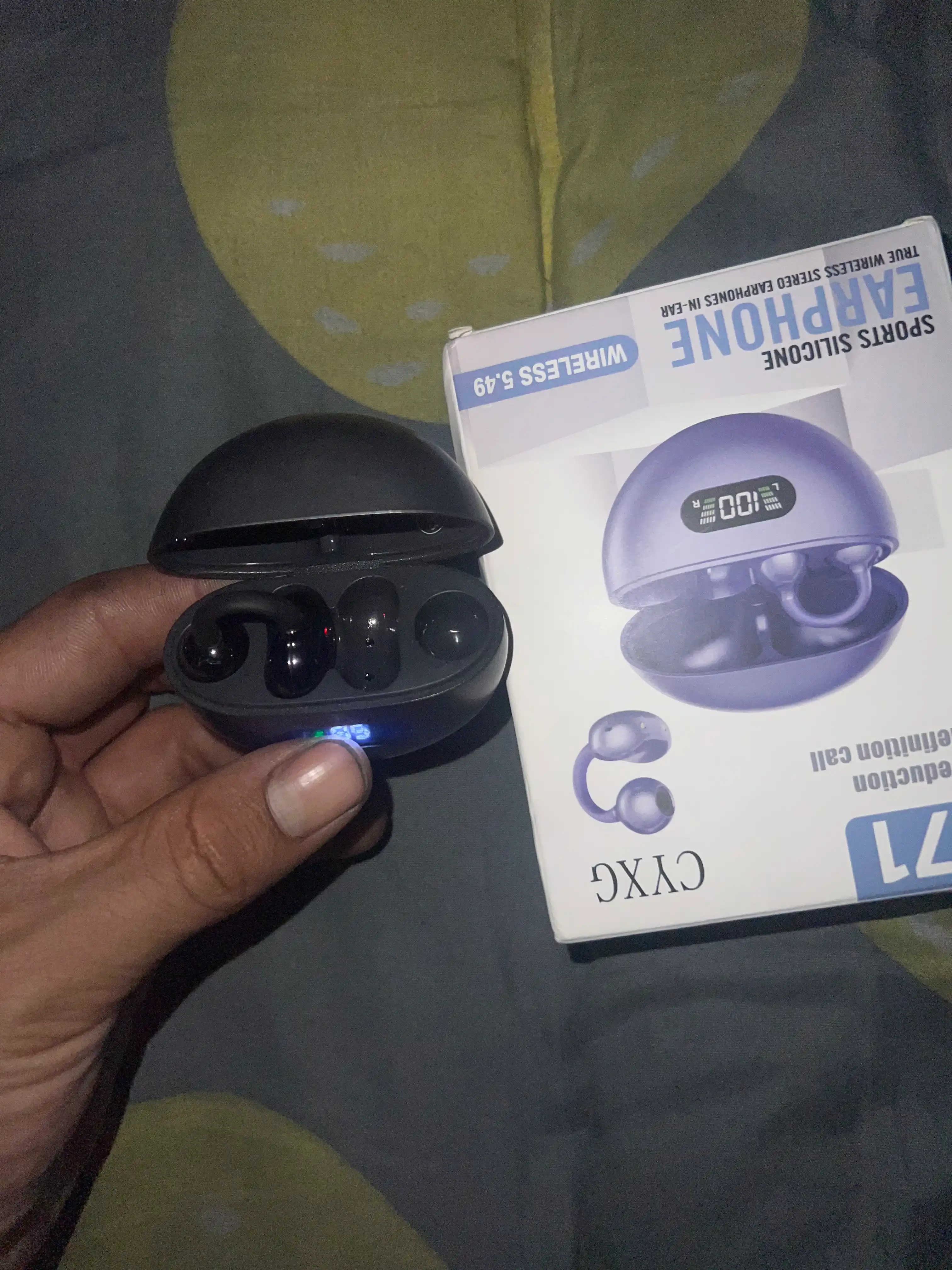 Simsiz quloqchinlar, IPX5 namlikdan himoya, 30 soat ishlash qobiliyati, bluetooth