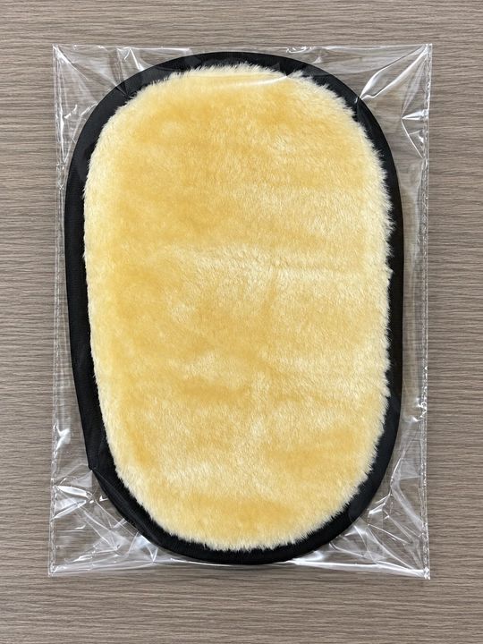 Avtomobil yuvish qo‘lqopi, mikrofiber, kuzov, oyna va salon tozalash uchun
