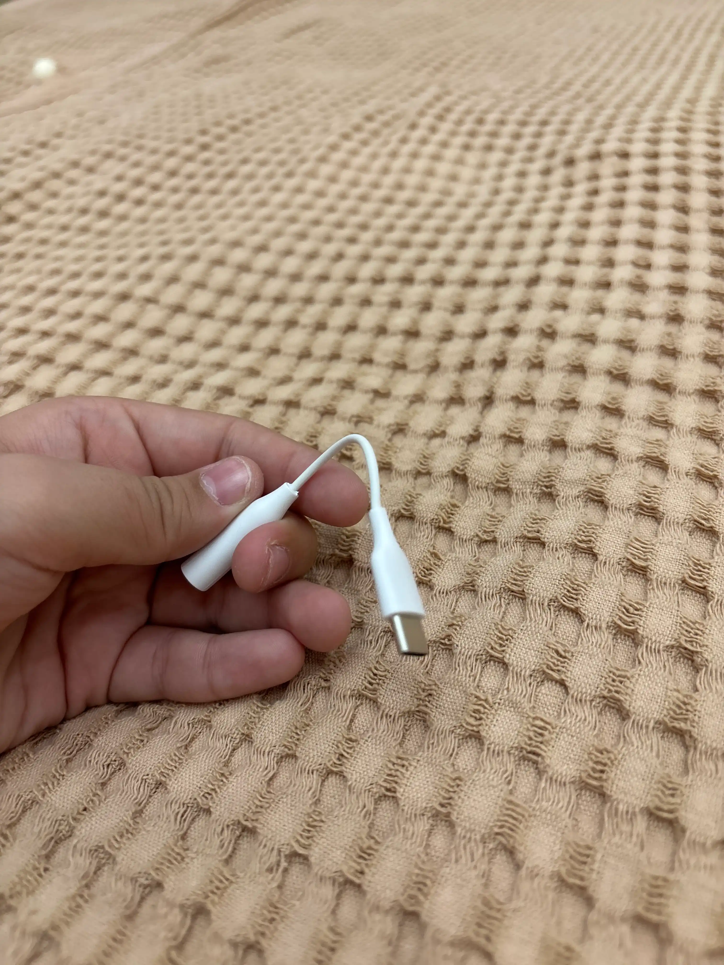 Perexodnik Samsung USB - Type-C, audio-ulagich jack 3.5, AUX va quloqchinlar uchun