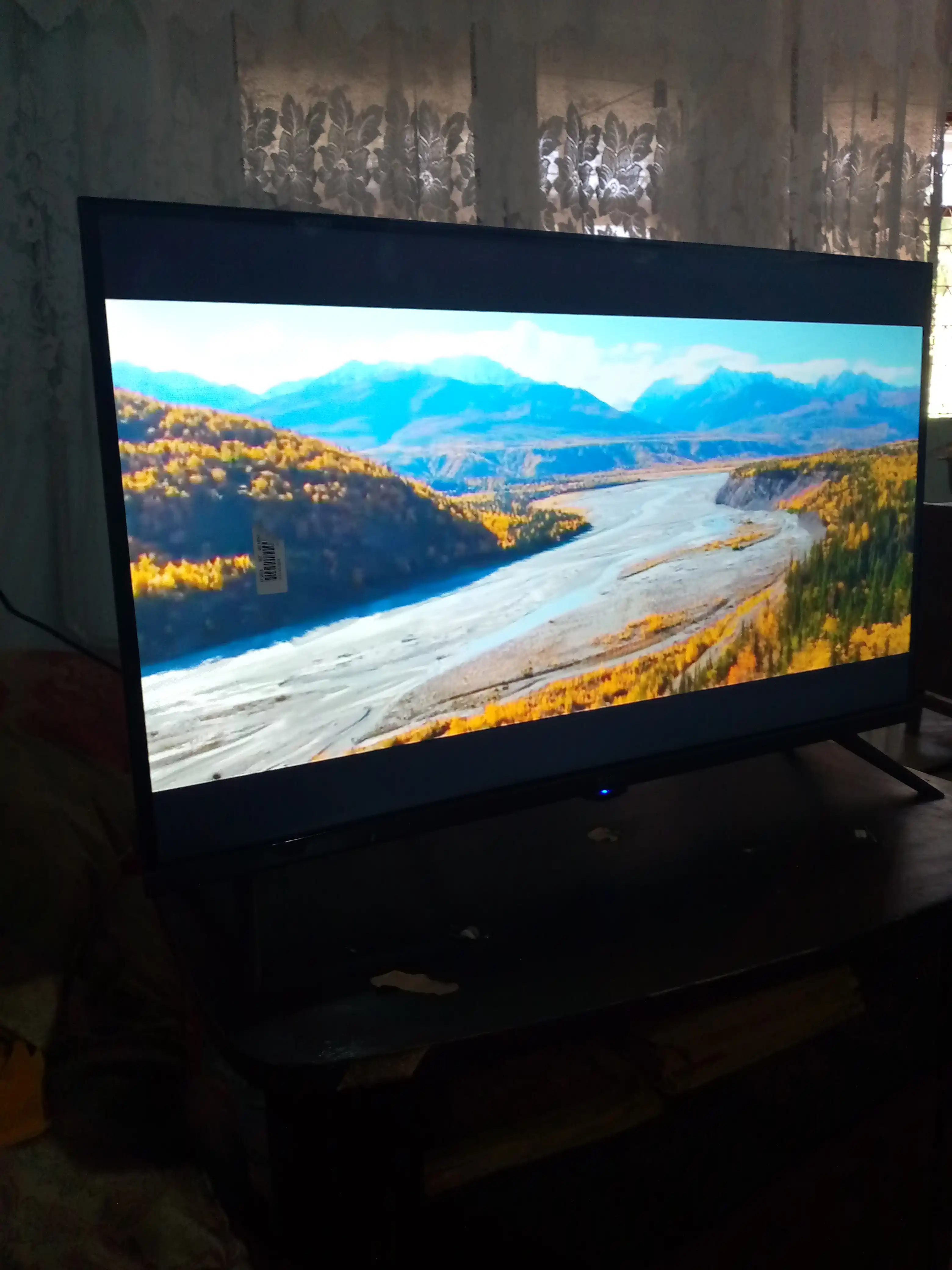 Телевизор QLT 32" 32HA2