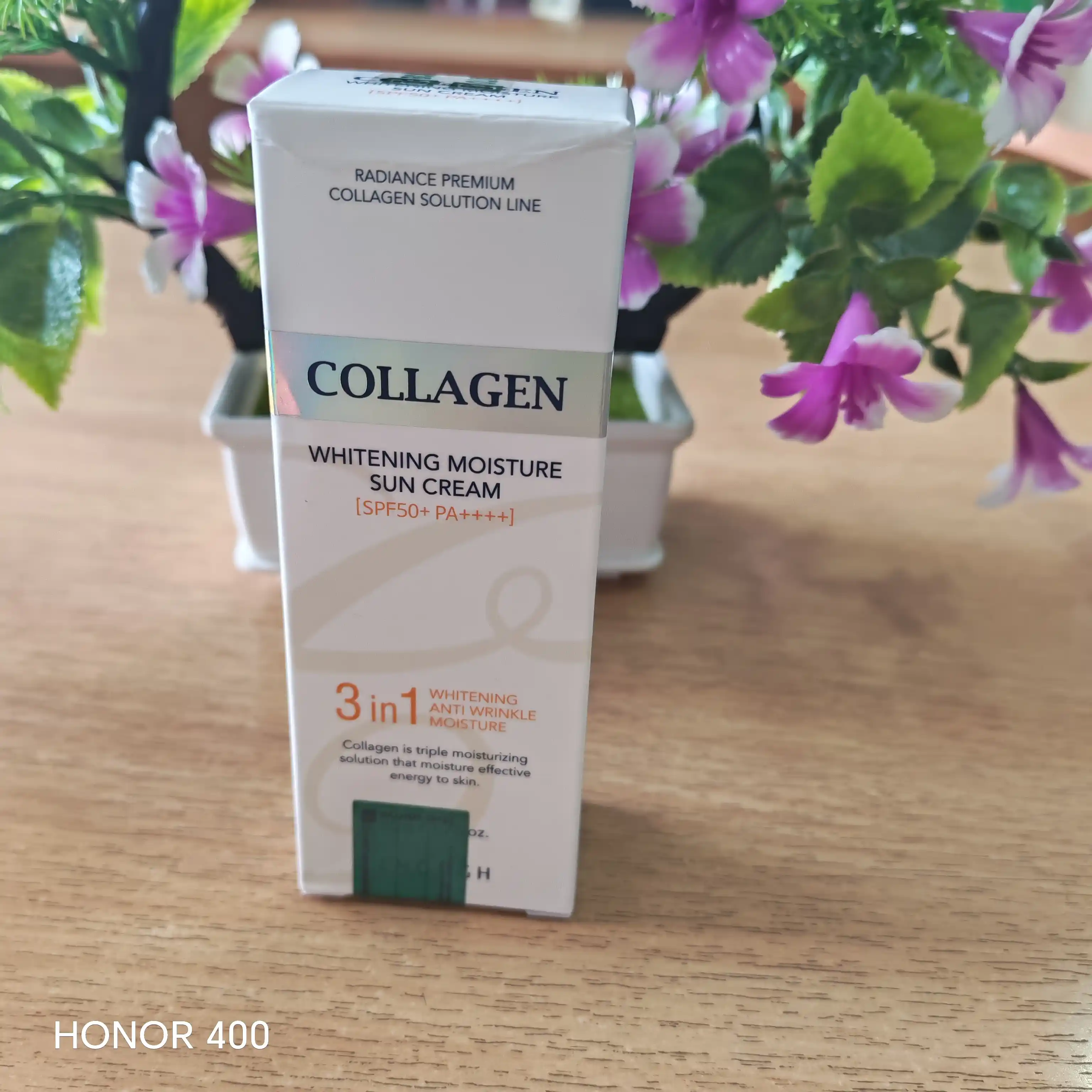 Quyoshdan himoya krem yuz uchun Enough Collagen Whitening Moisture Sun 3in1 SPF50 PA+++