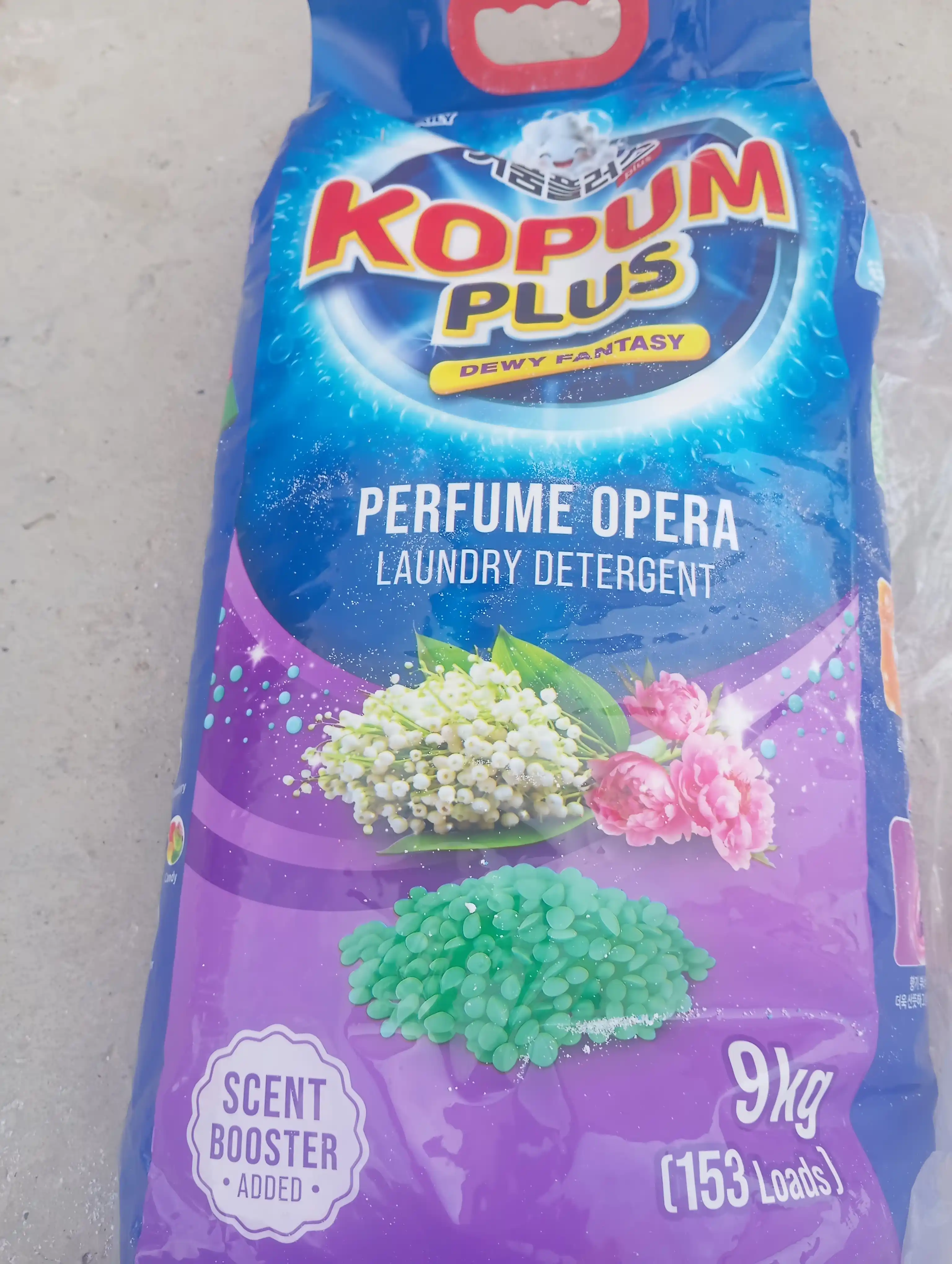 Kir yuvish kukuni Kopum Plus, avtomat, Koreyada ishlab chiqarilgan, rangli va oq kiyimlar