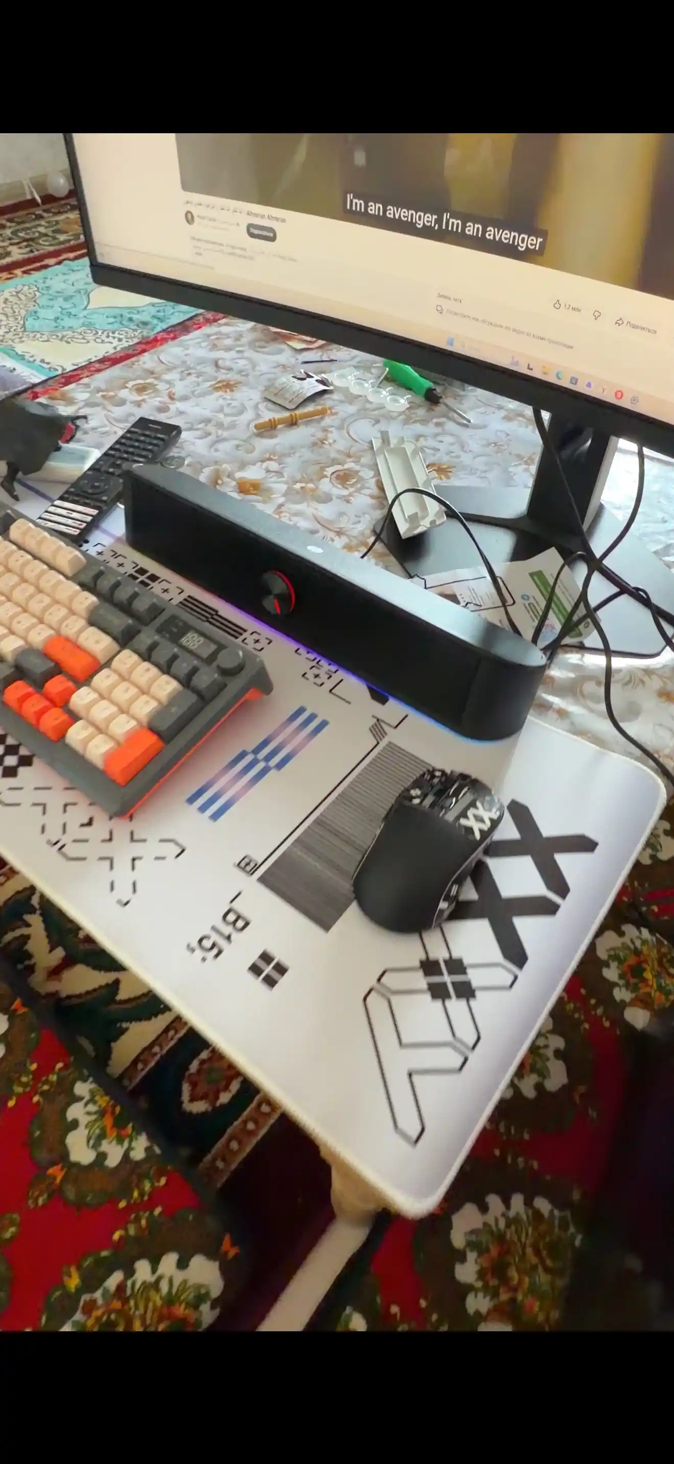 HP DHE 6003 RGB kalonkasi, kompyuter, noutbuk va telefonlar uchun mos keladi