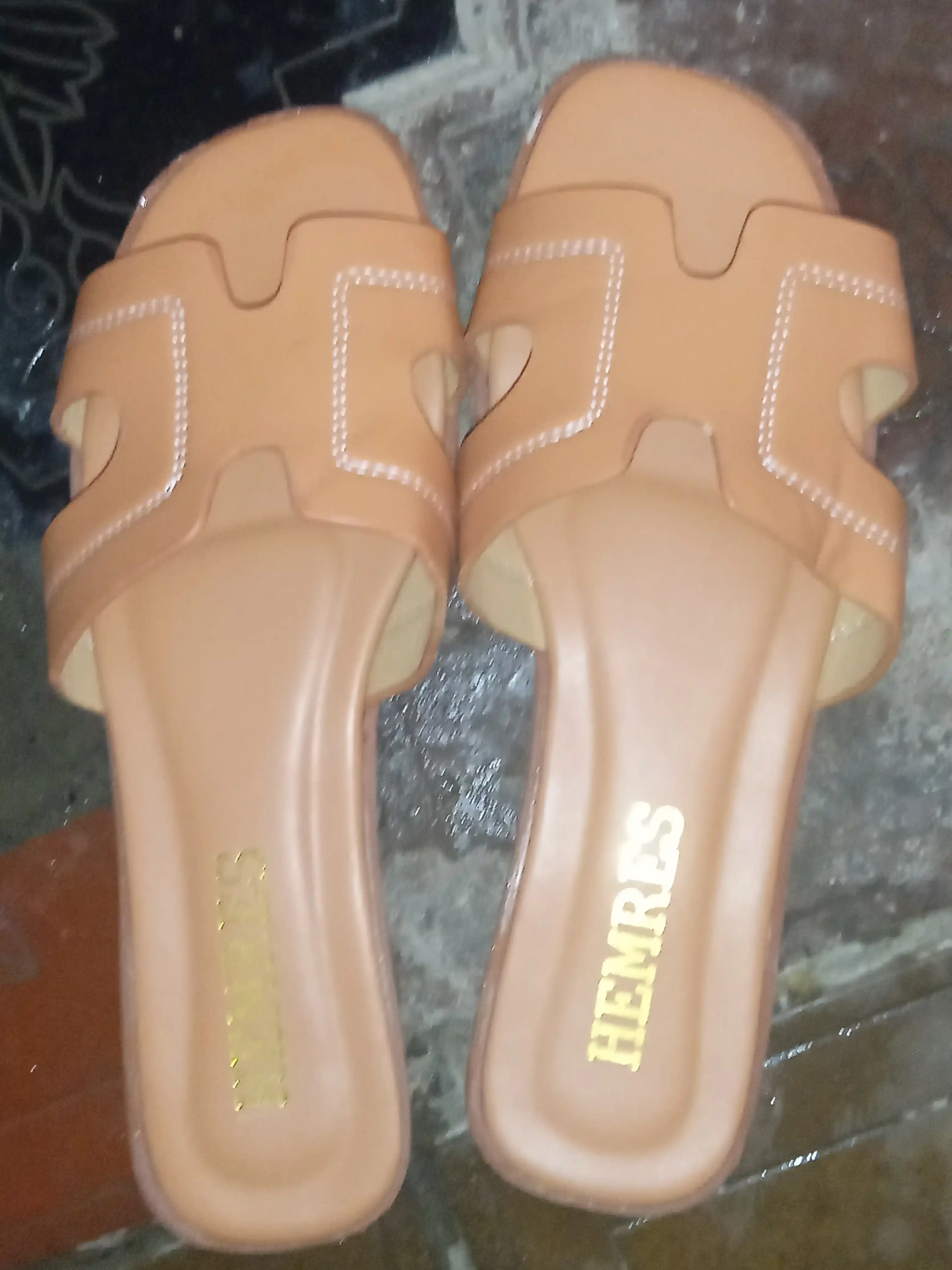 Yuqori sifatli ayollar shippaklari, Hermes shippaklari, ayollar poyabzali, 36-41 malomerka