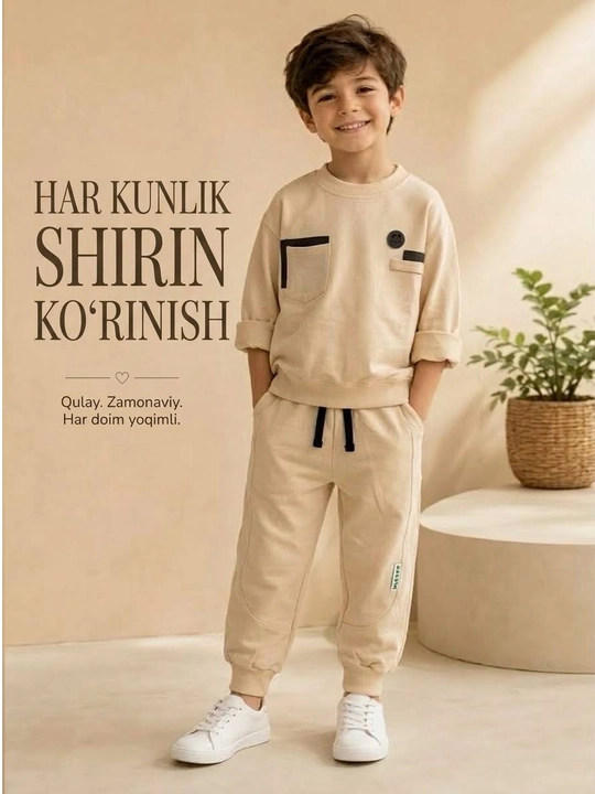 2-6 yoshli o‘g‘il bolalar uchun ikki qismli sport kostyumi: svitshot va shim, paxta to‘plamidan iborat