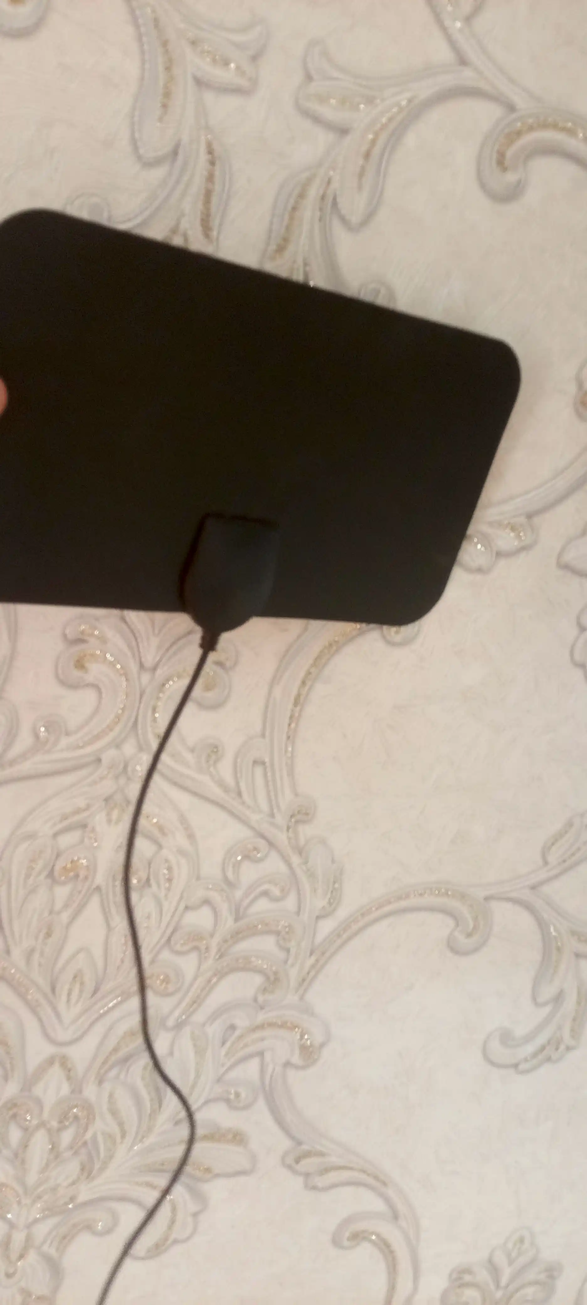 Xona uchun raqamli TV antenna DVB-T2 3 m kabel bilan
