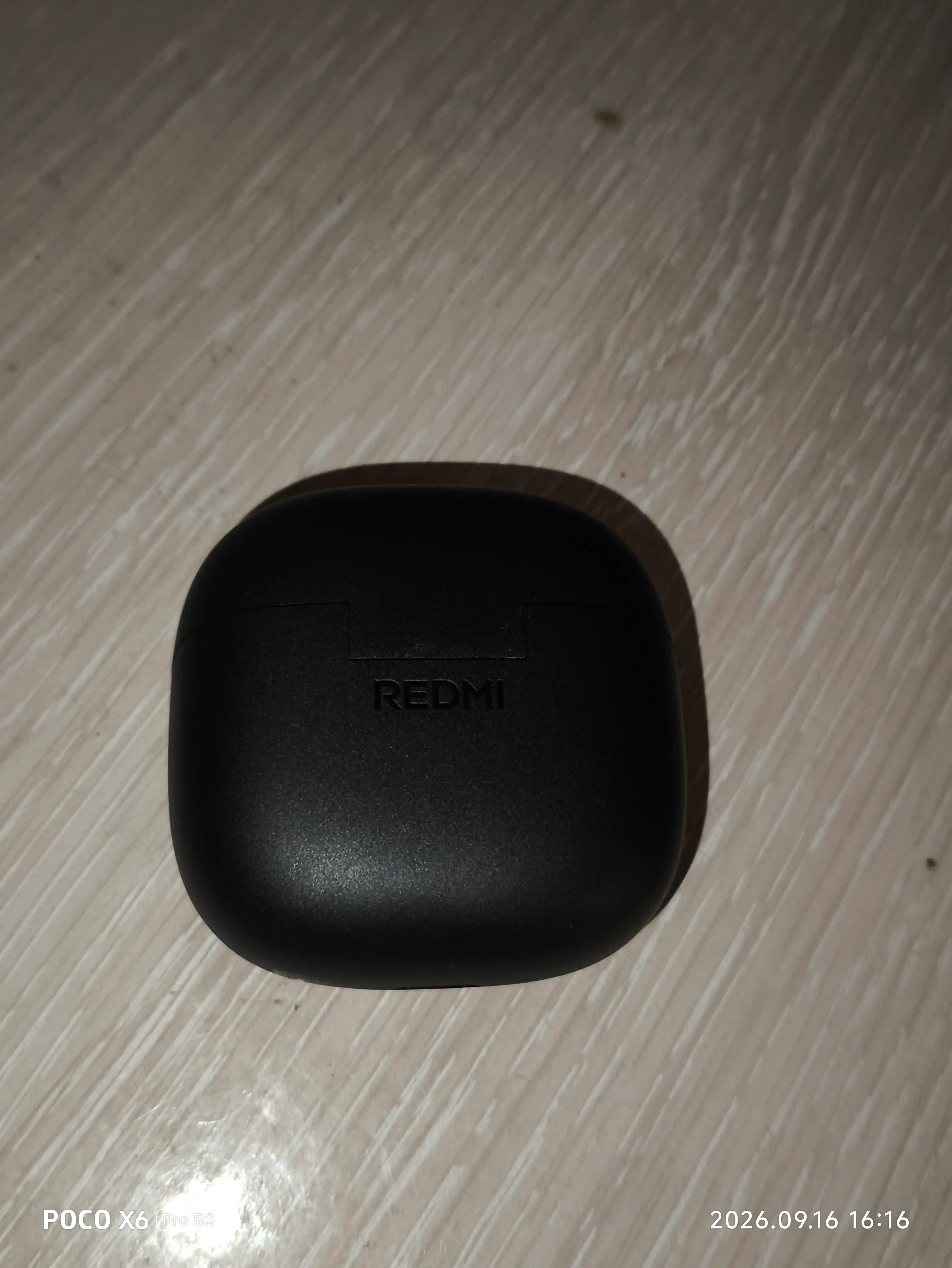 Беспроводные наушники Redmi Buds 8 Lite для iPhone и Android