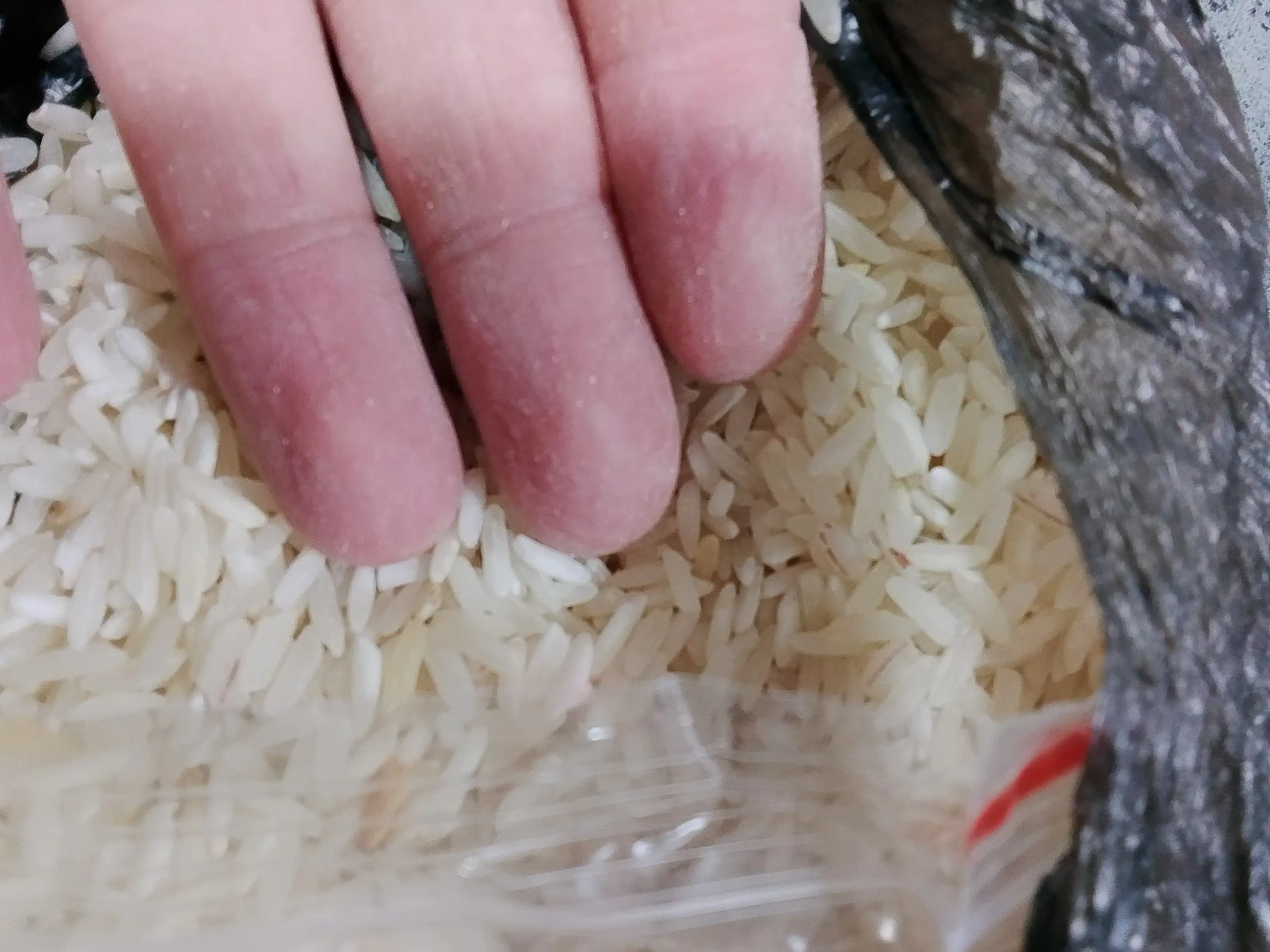 Lazer guruchi Oliy navli  1kg uzbek guruchi palov uchun donador sifatli tabiiy