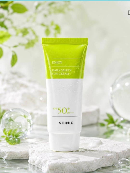 SCINIC Spf 50+ Солнцезащитный крем, тональный осветляющий крем - 