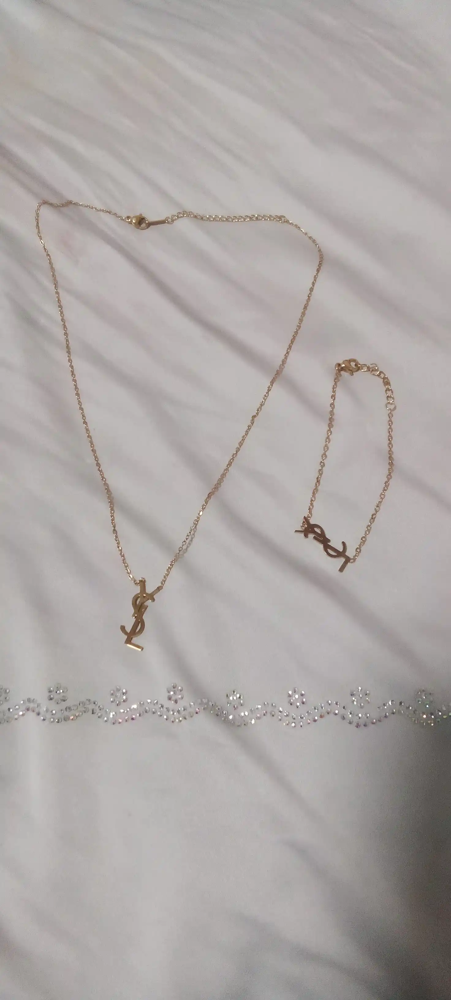 Zargarlik buyumlari to'plami, zanjir, marjon, bilaguzuk, messika, YSL