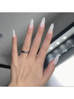 Прозрачный