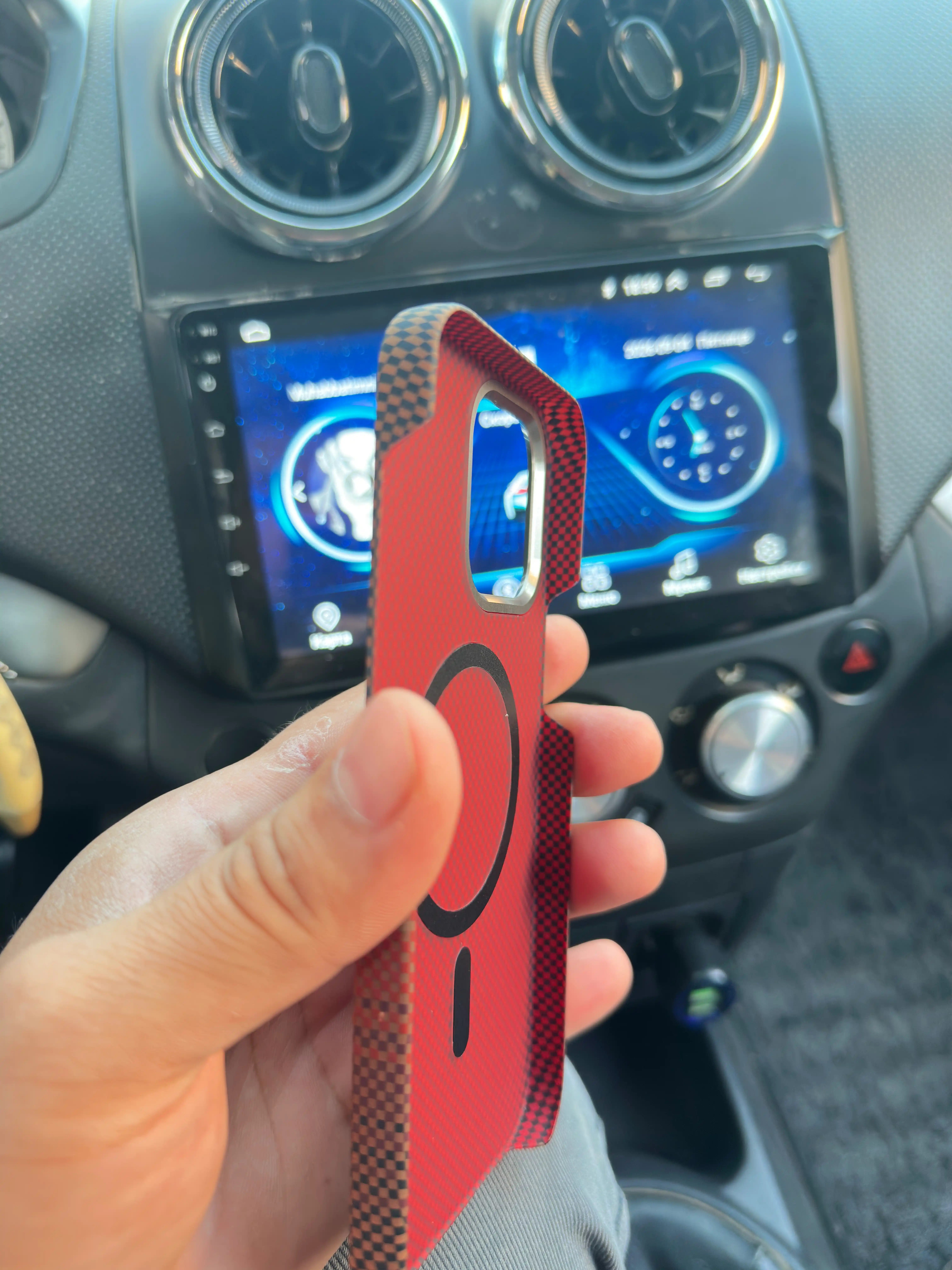 Karbon chexol iPhone 13, 14, 15, 16, 17 Pro Max, Magsafe bilan — ayfon chehol 16 Pro Max