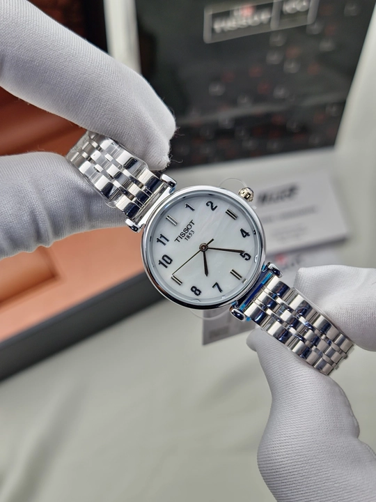 Ayollar qo‘l soati Tissot 1853, kvarts mexanizmli, metall remishokli klassik soat