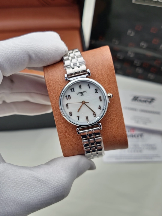 Ayollar qo‘l soati Tissot 1853, kvarts mexanizmli, metall remishokli klassik soat