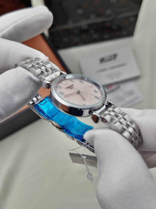 Ayollar qo‘l soati Tissot 1853, kvarts mexanizmli, metall remishokli klassik soat