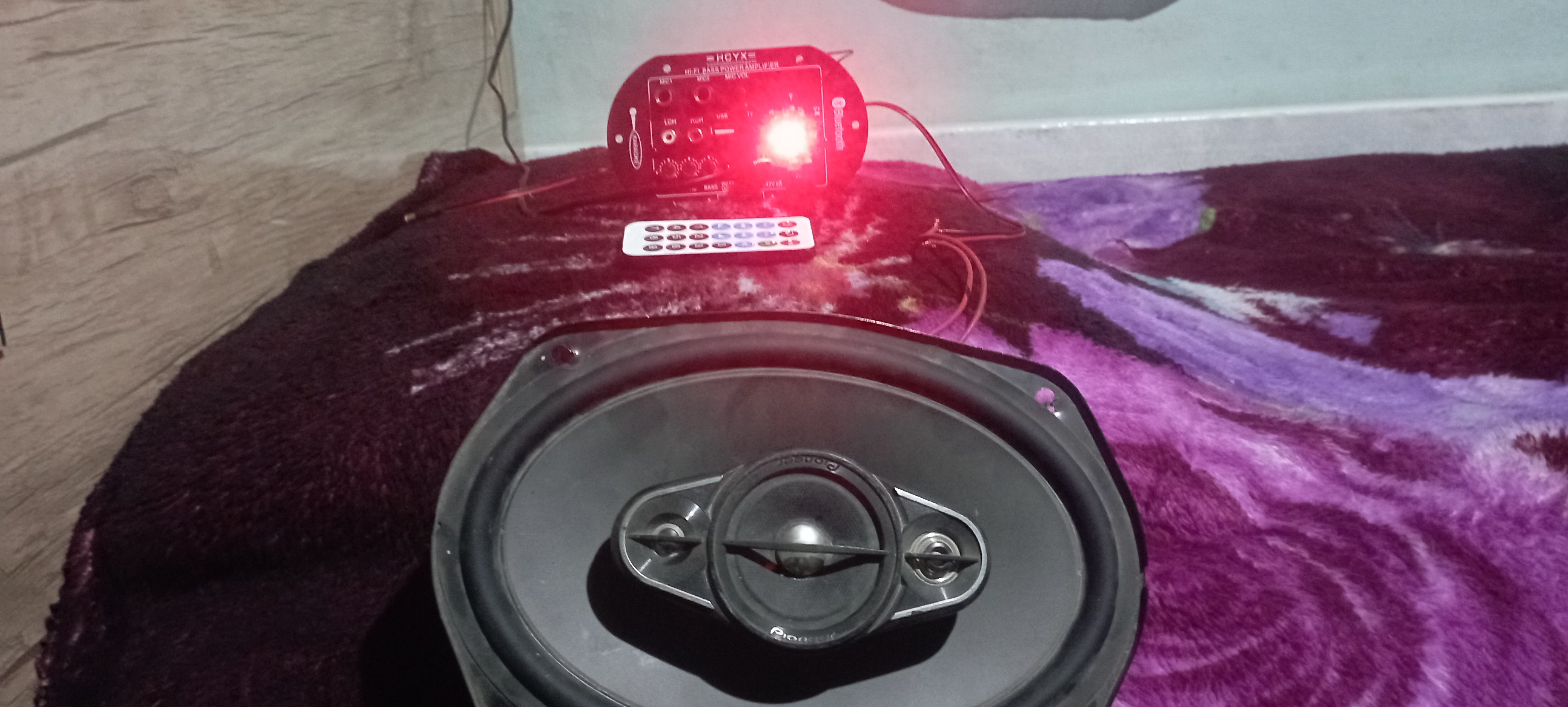 HCYX моно усилитель сабвуфера 30W RMS, 60W max, DC 8–28V, Bluetooth USB TF FM AUX