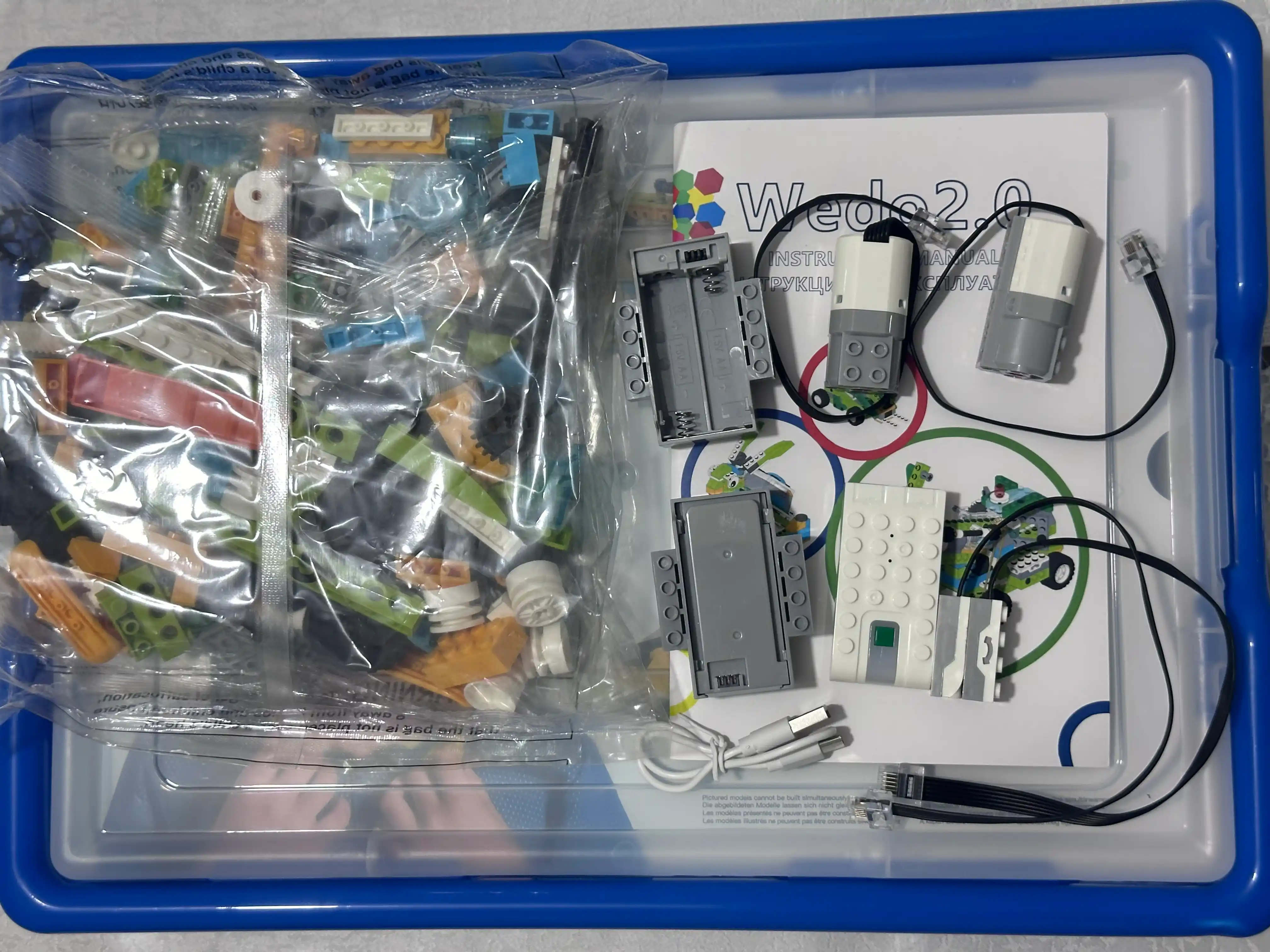 LEGO WeDo 2.0 konstruktori, akkumulyator va 2 ta motorchikli – robototexnika, 800+ model