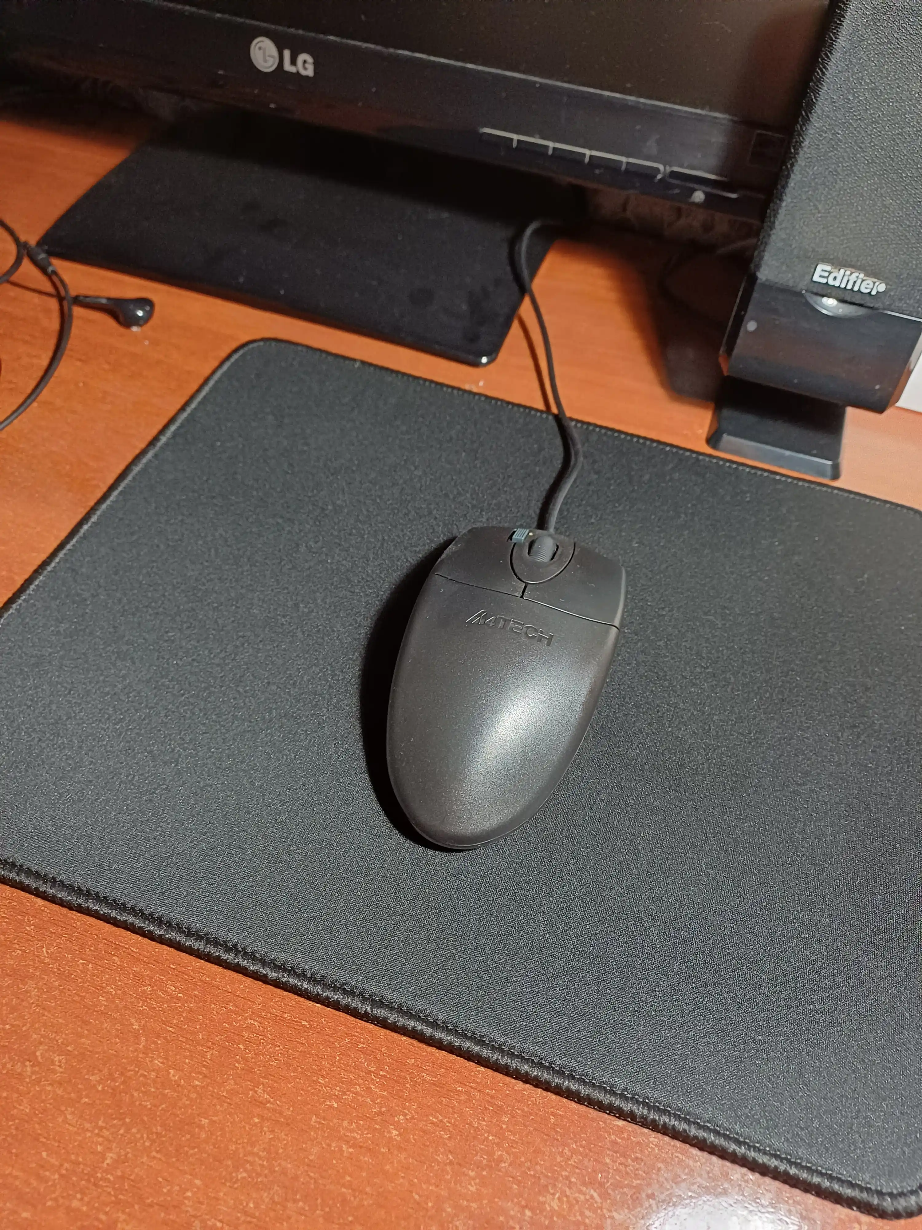 Tenaro Mouse Pad 25×30 o‘lchamli sichqoncha uchun gilamcha, yozuvlar va bosma rasmlarsiz