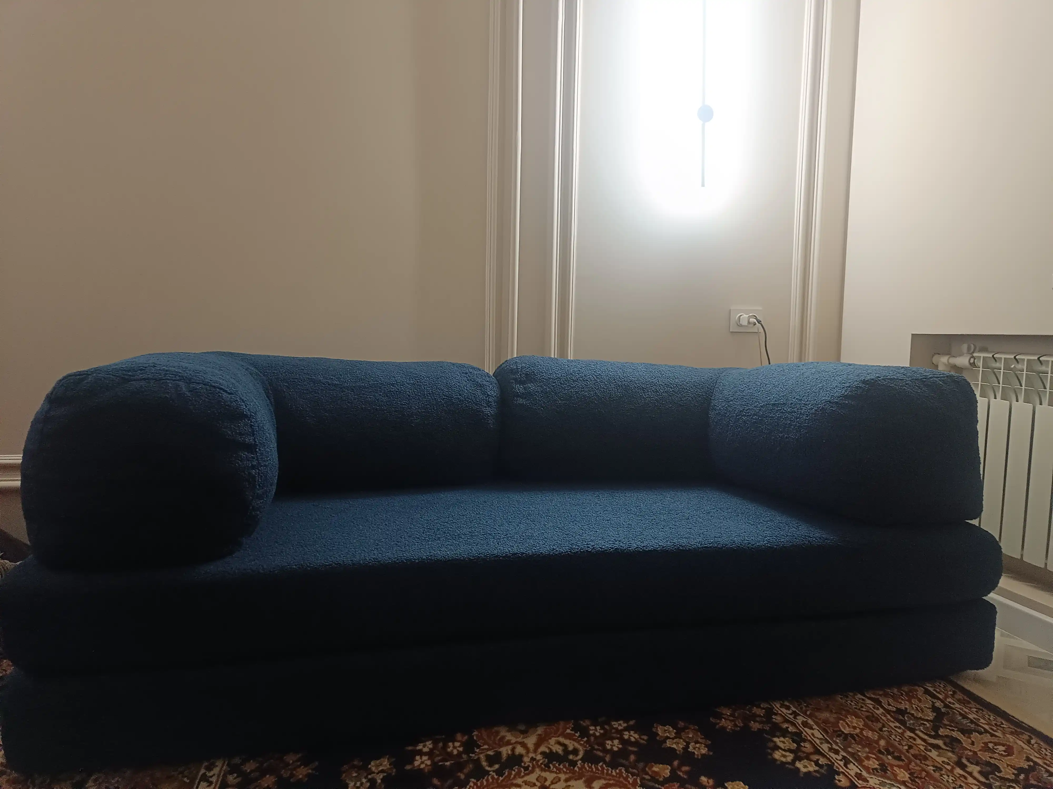 Teddy karkassiz divan-krovat, 3 tasi 1 da divan-transformer, yigʻiladigan divan