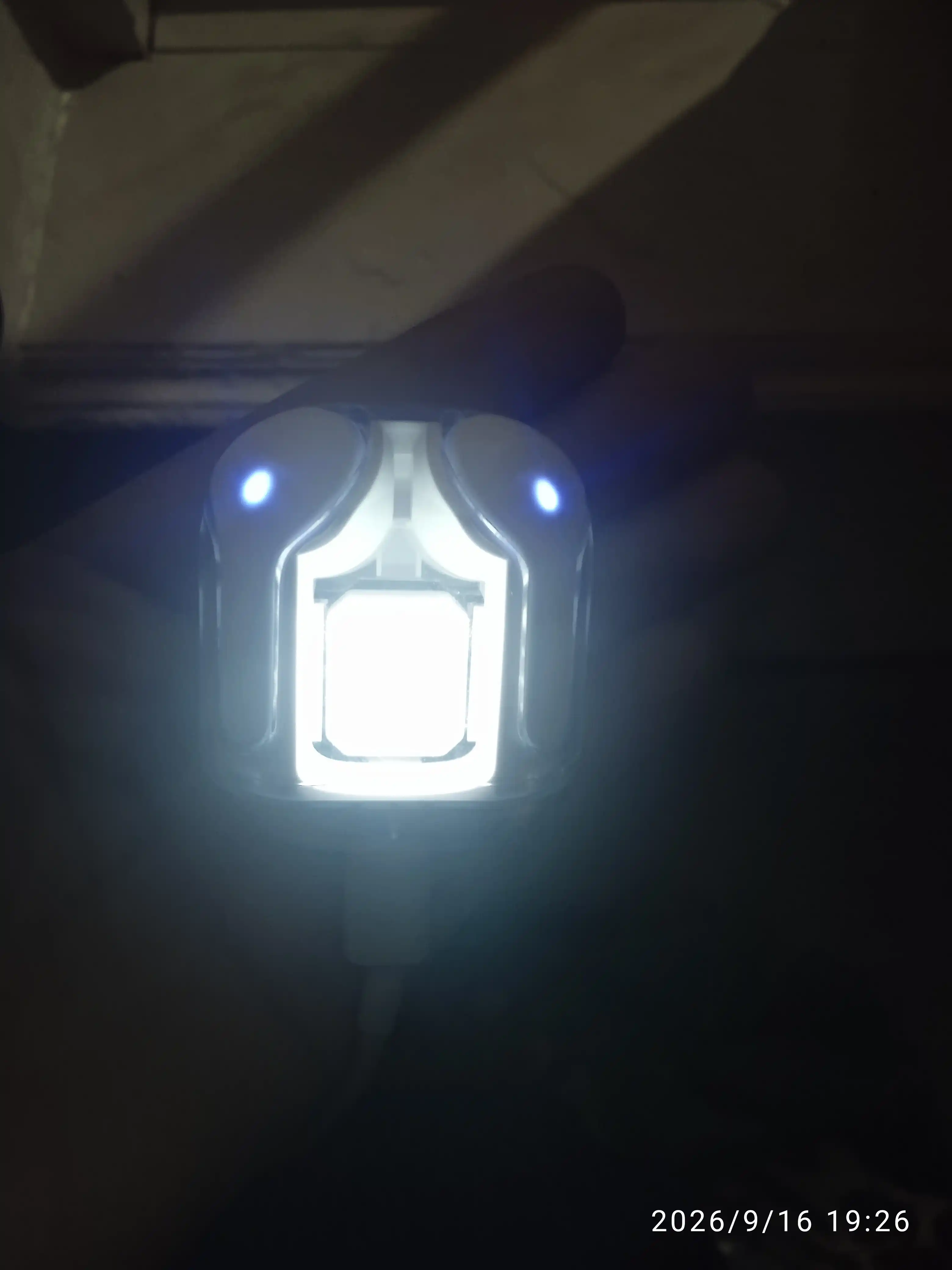 Simsiz Bluetooth naushnik LED displey, sensor boshqaruv, Type-C