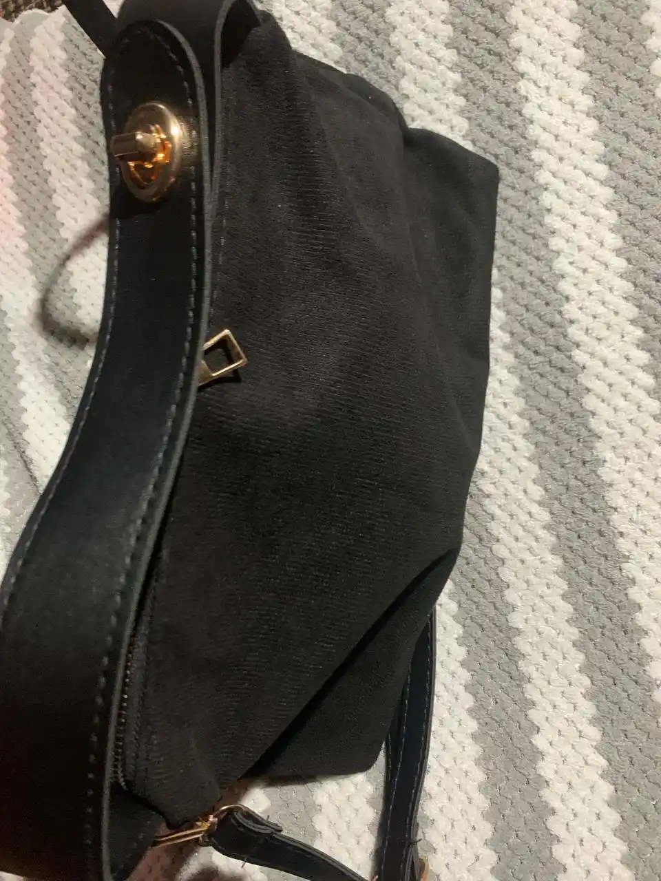 Ayollar zamshali hobo tote sumkasi, yelkaga, qisqa tutqich va uzun tasma bilan