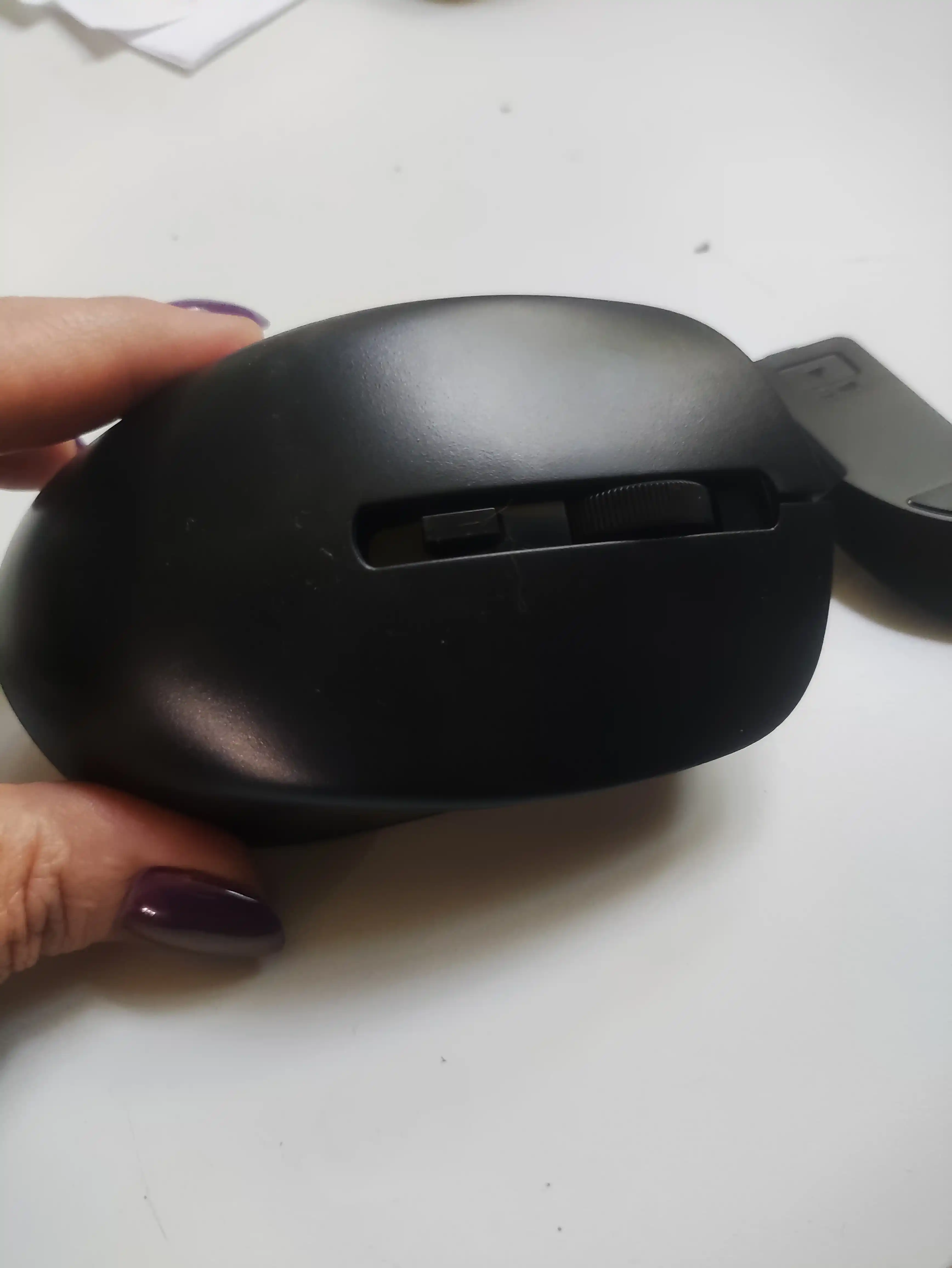 Sichqoncha simsiz va ovozsiz  2.4G va Bluetooth Metoo E0