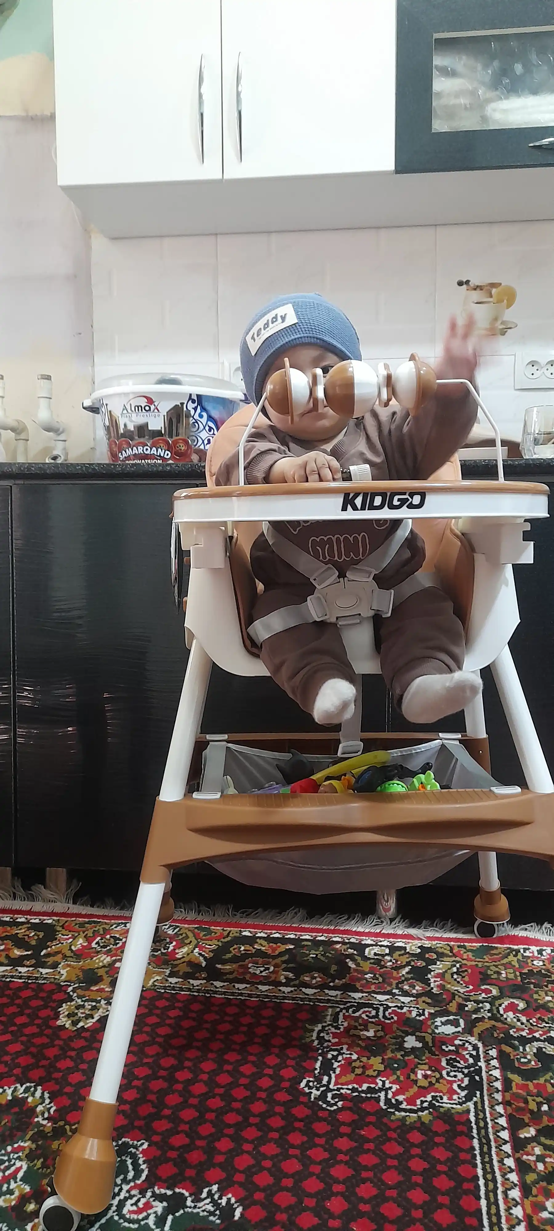 Стульчик для кормления FIDGO, складной, с подносом, до 20 кг