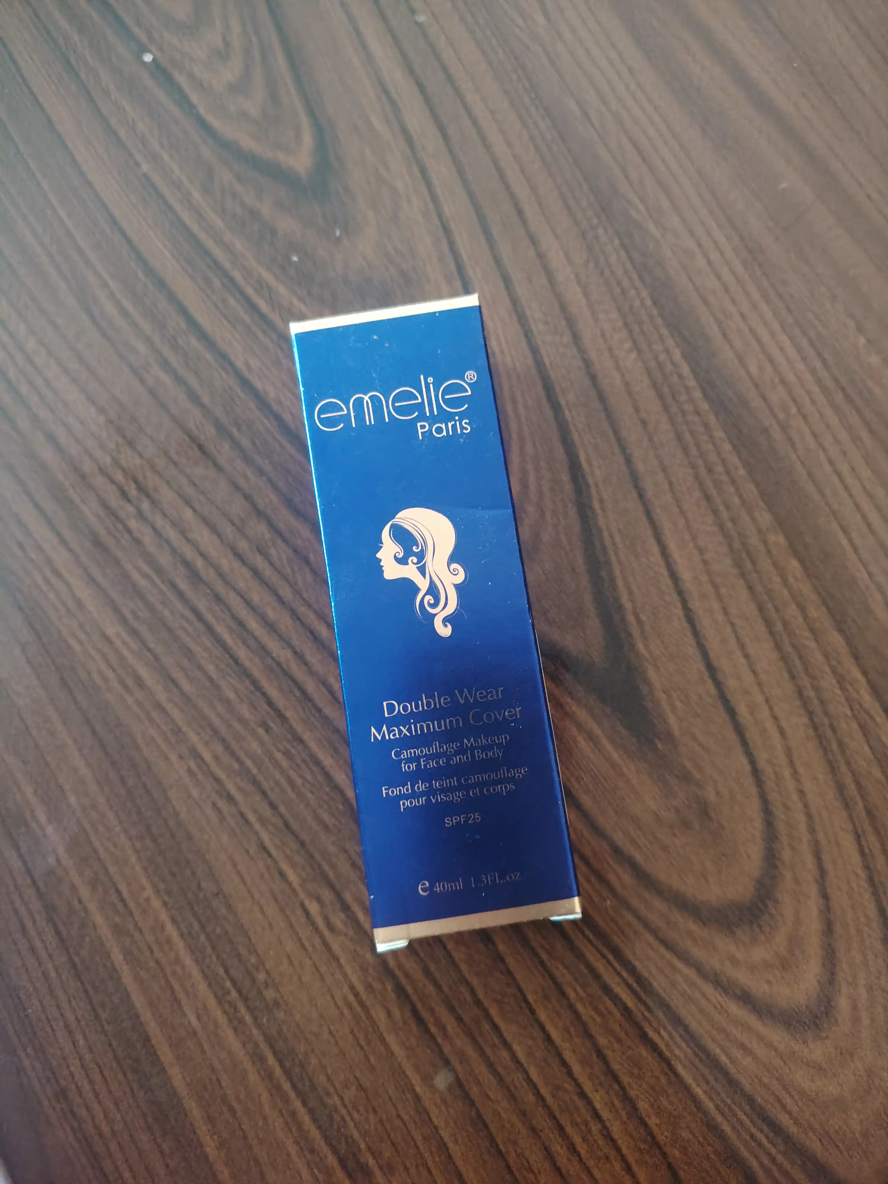Tonal krem yuz uchun Еmelie spf 25, namlovchi, mat rangi, 40 ml 1. 3fl, item no: e-103